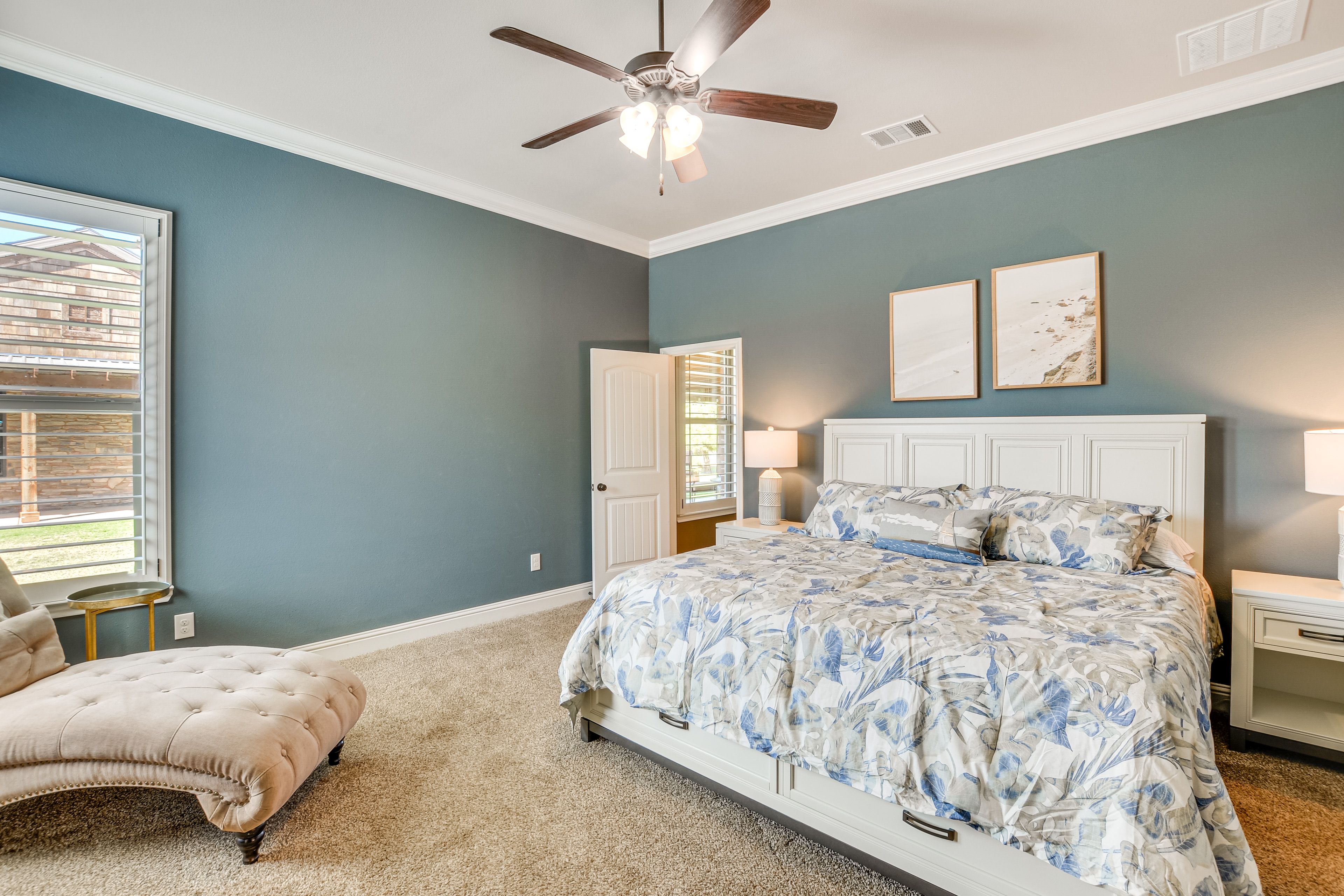 Bedroom 1 | King Bed | Walk-In Closet | En-Suite Bathroom