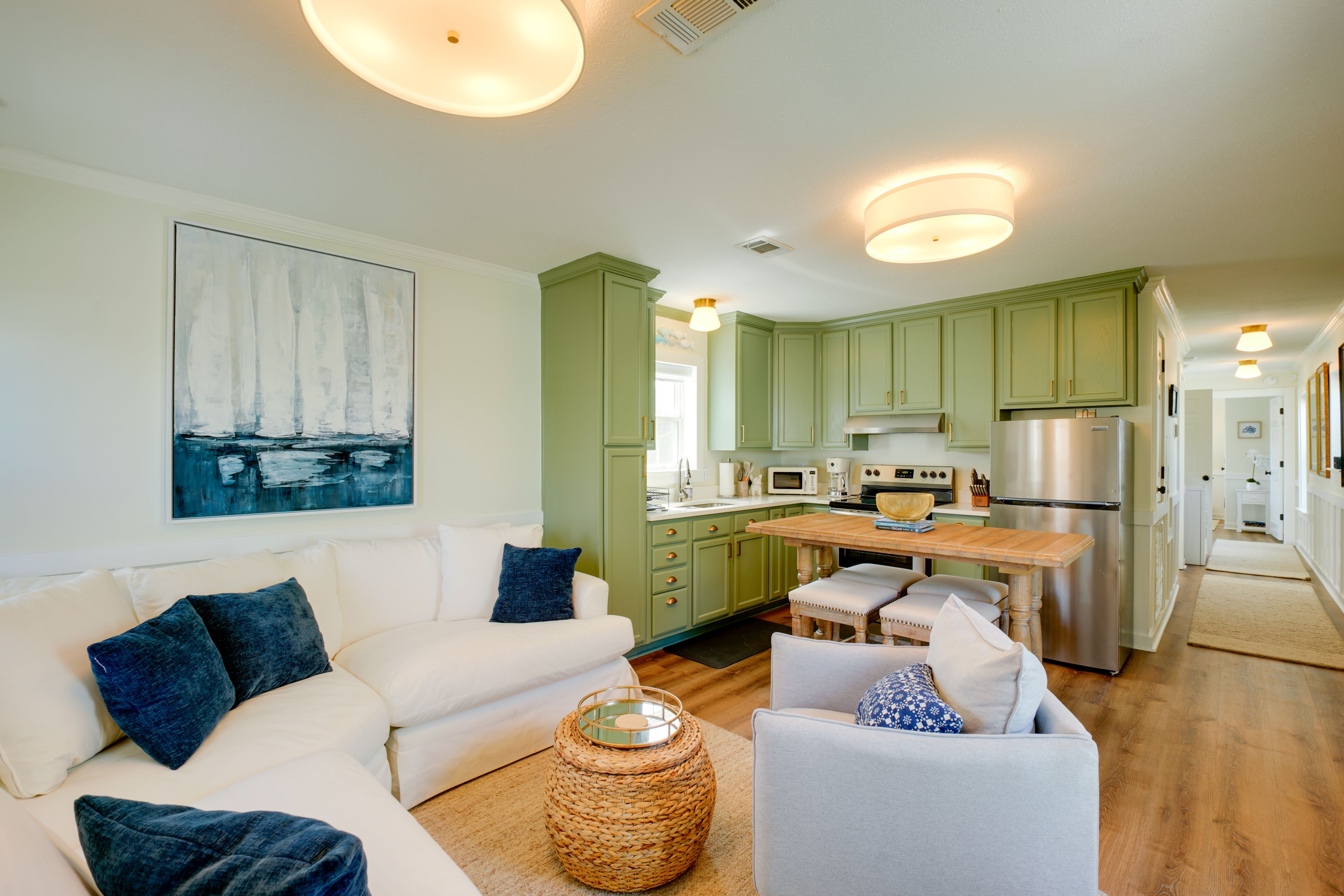 Pass Christian Vacation Rental | 2BR | 1BA | 800 Sq Ft | Stairs Required