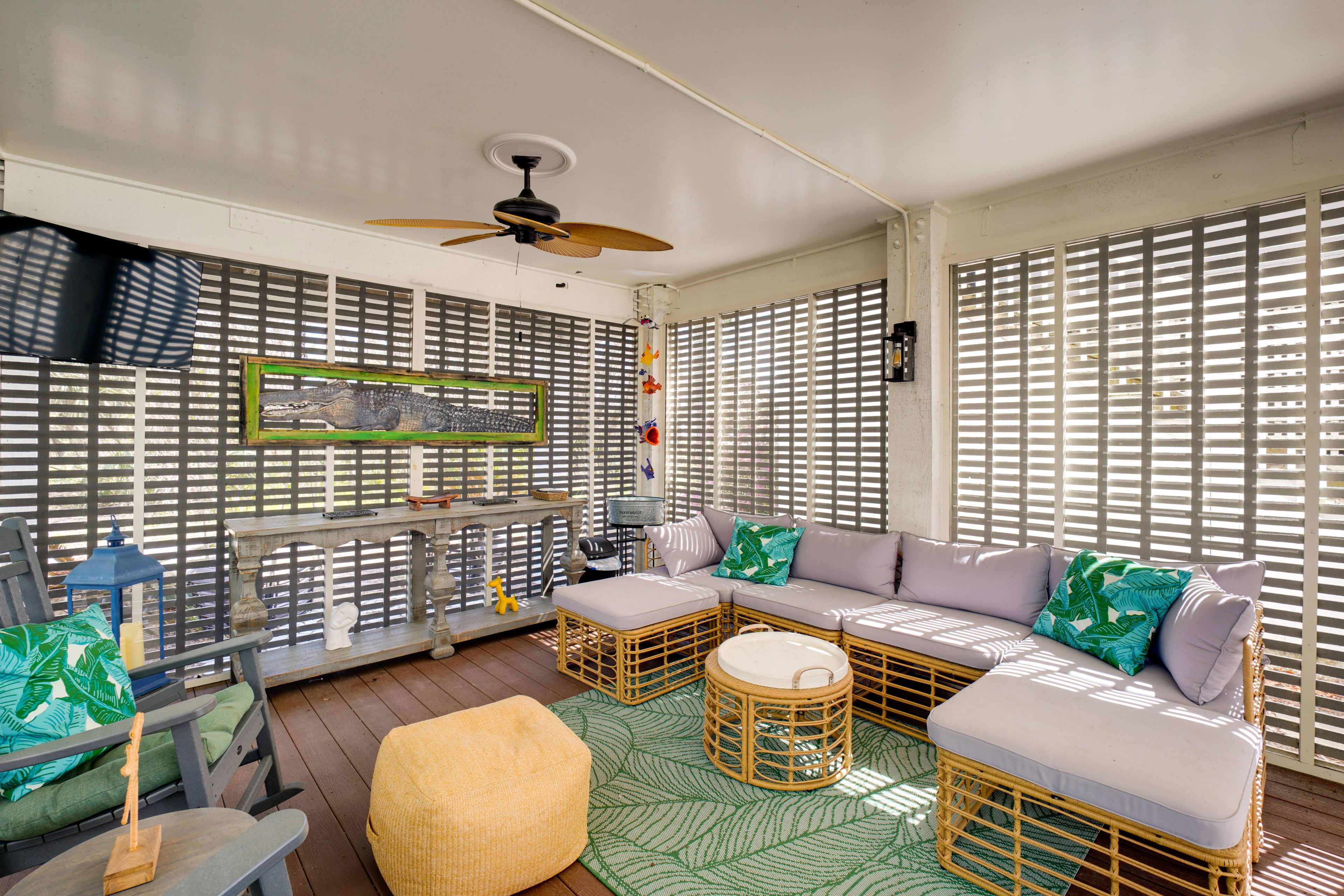 Lanai | Multi-Level Home | Gas Grill