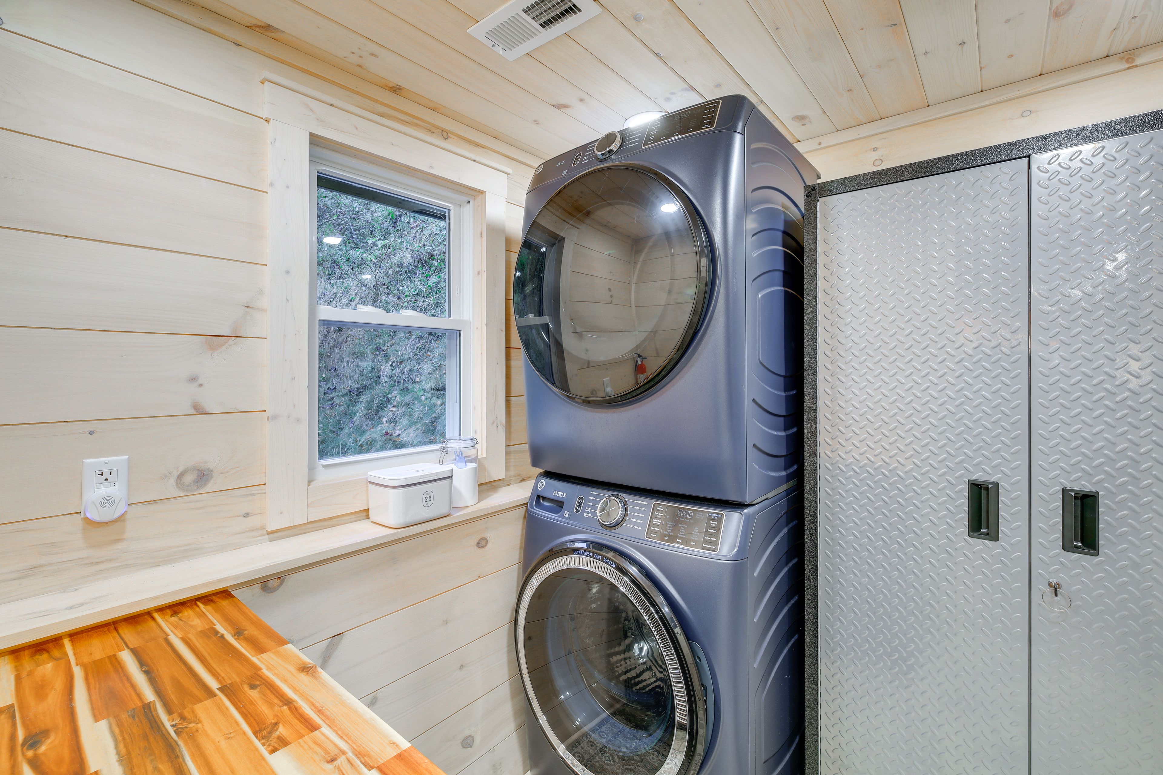 In-Unit Laundry
