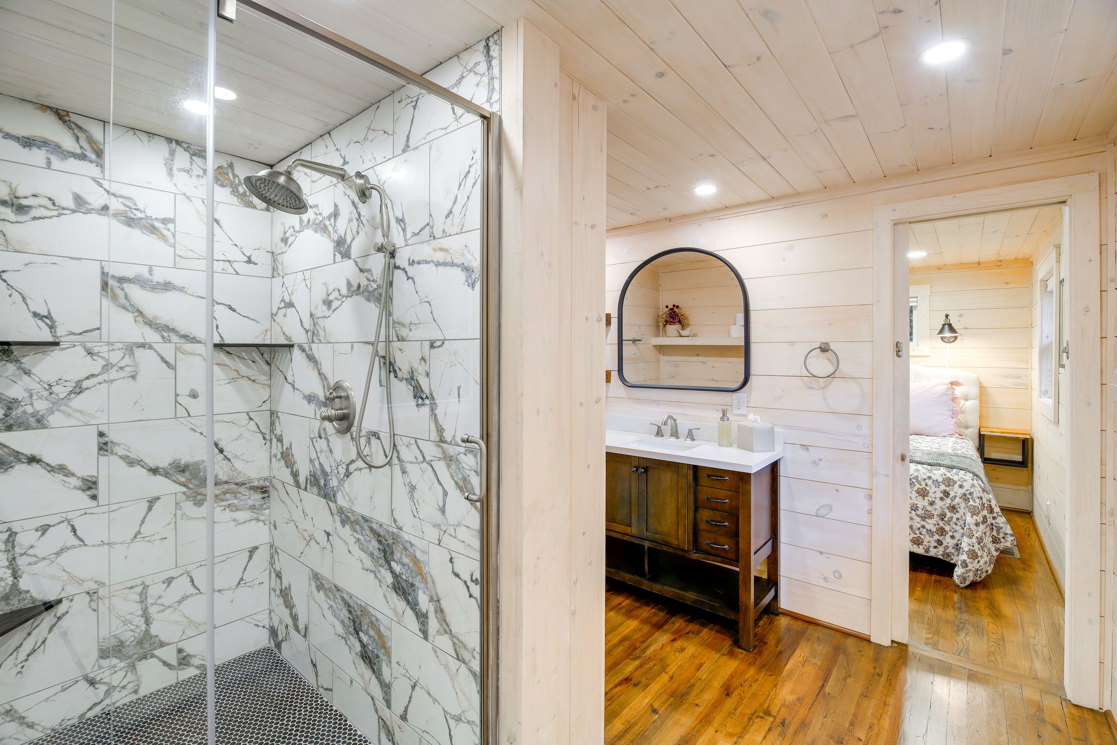En-Suite Bathroom