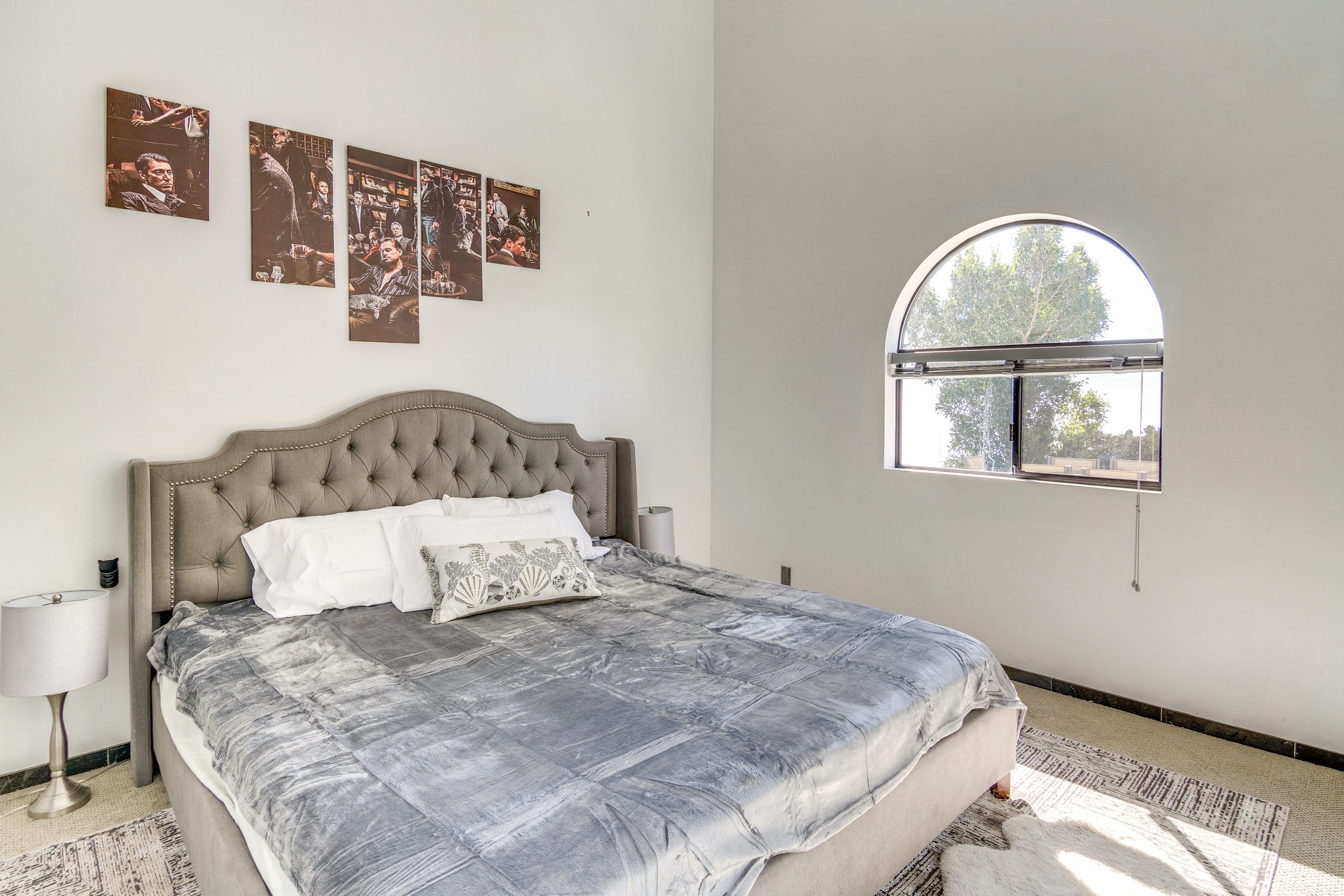 Bedroom 1 | King Bed | Main Floor