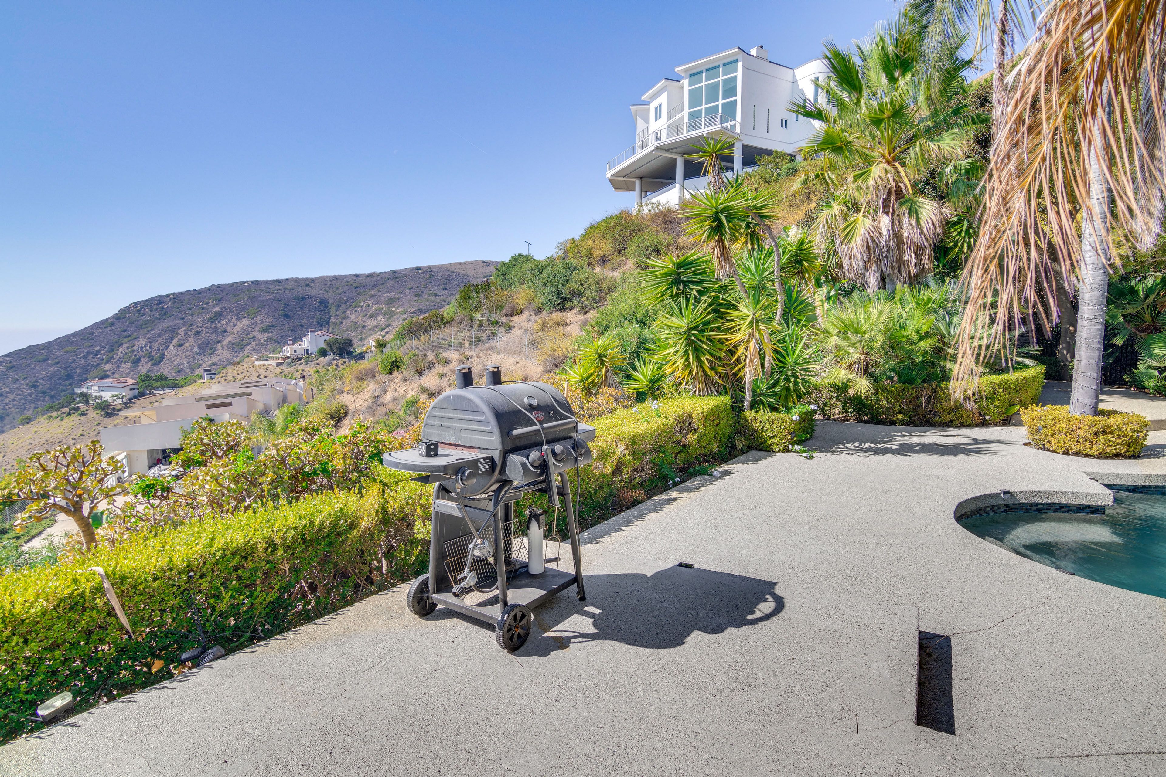 House Exterior | Gas Grill