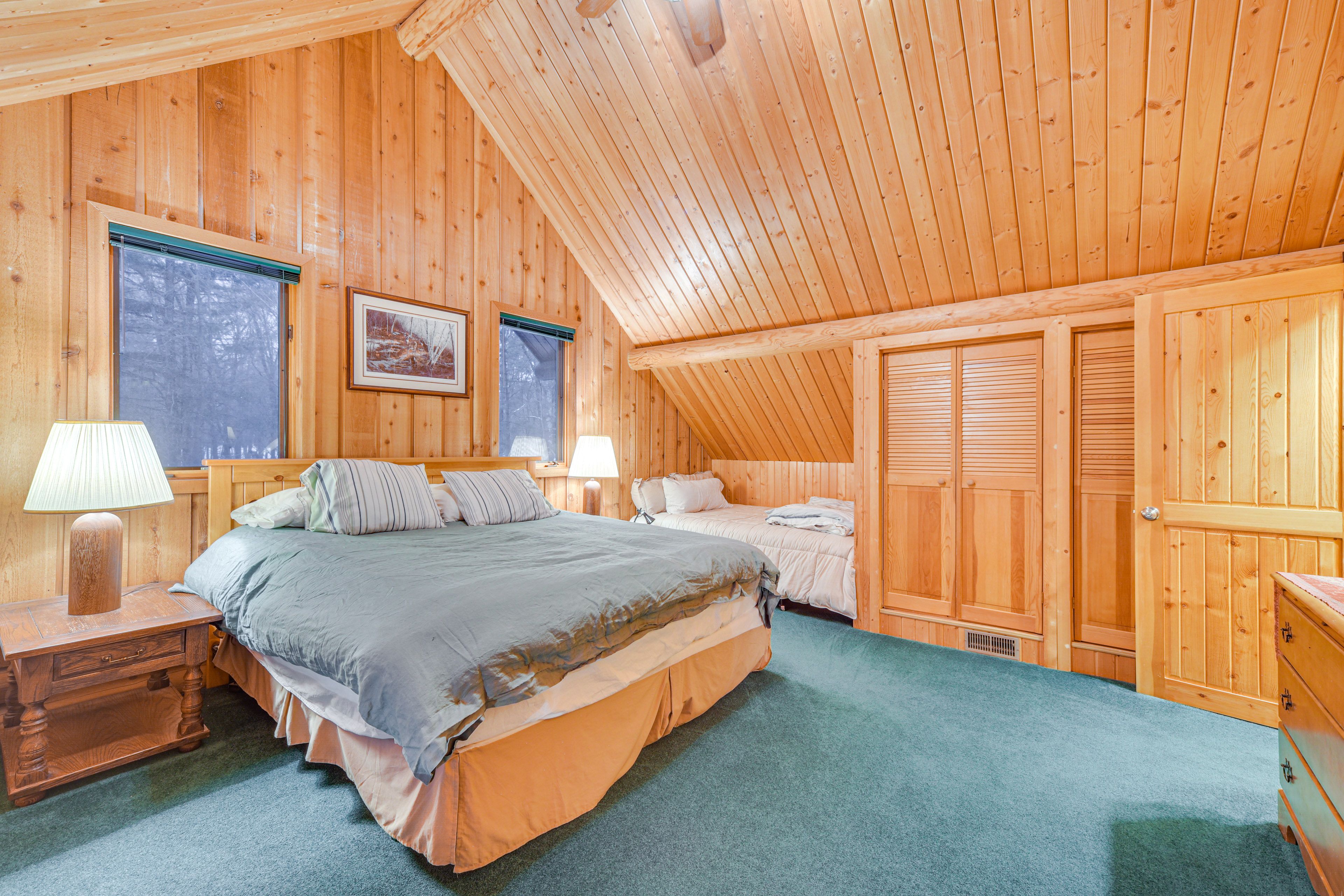 Bedroom 3 | King Bed | Full Bed | Twin Bed | 2nd Floor