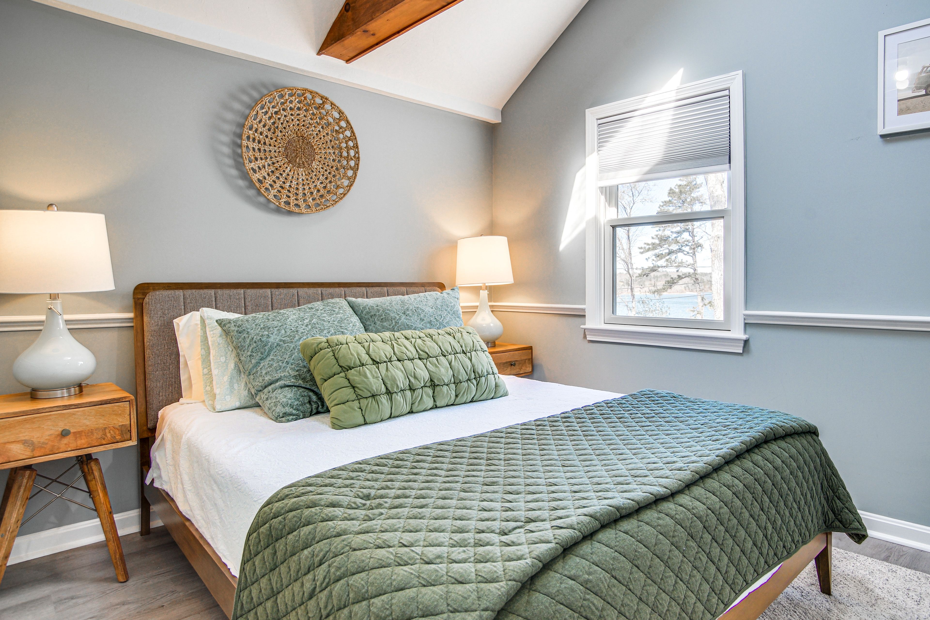 Bedroom 1 | King Bed | Top Floor