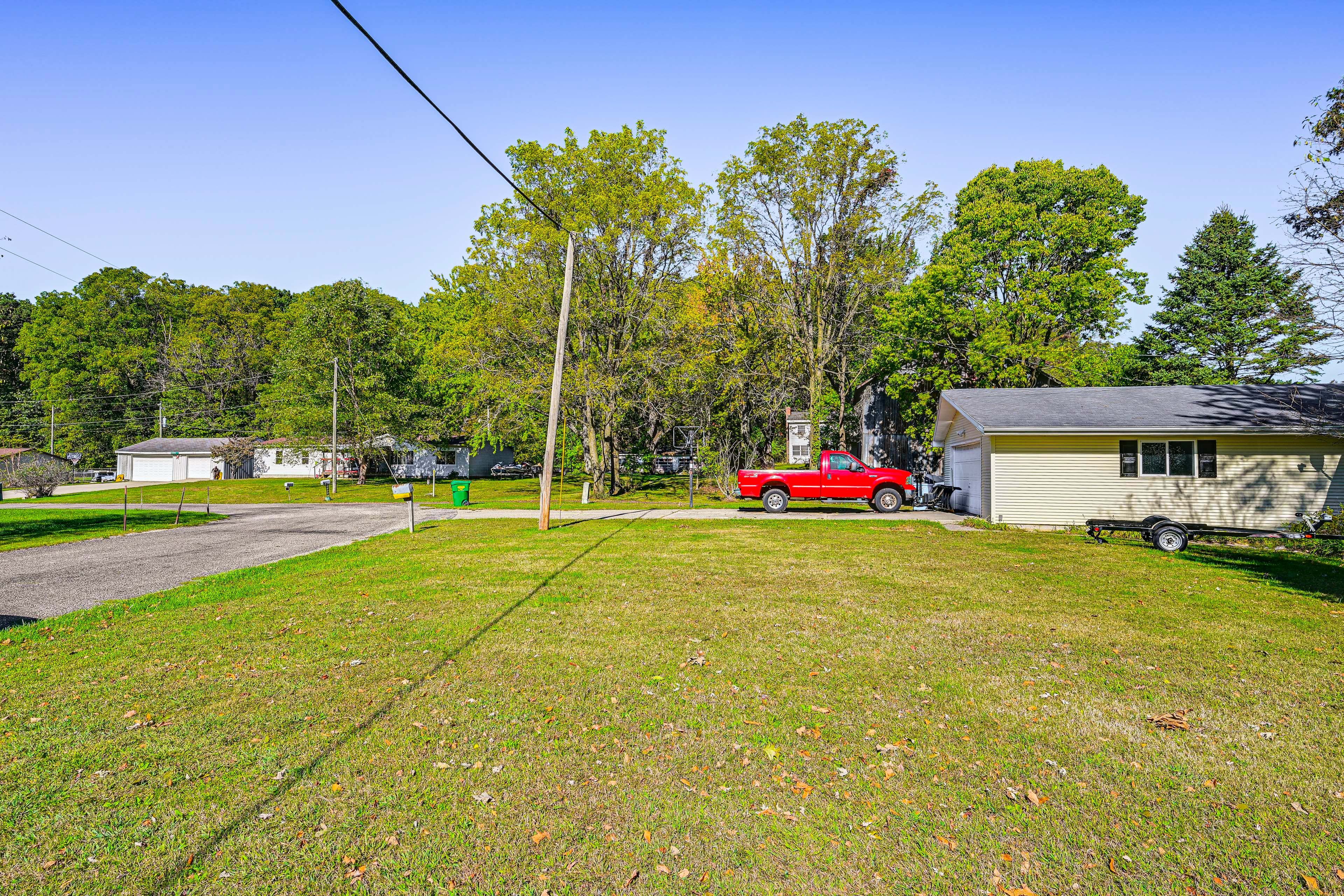 Parking | Driveway (4 Vehicles)