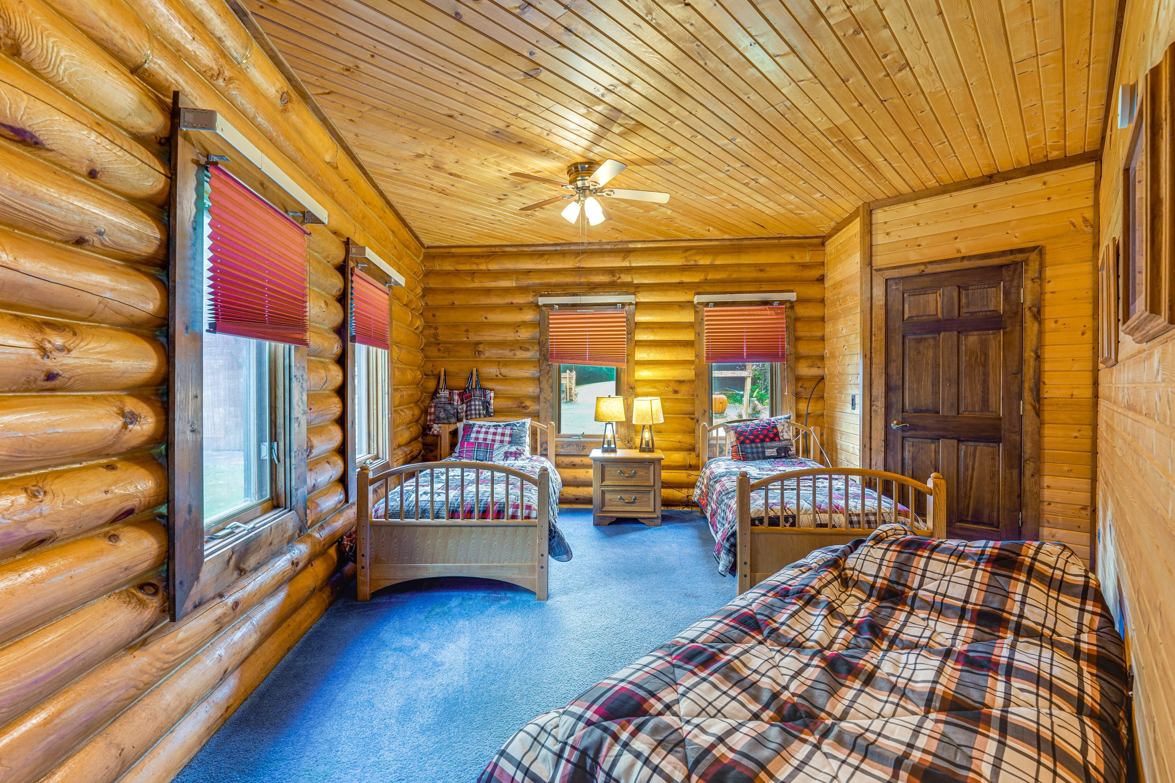 Bedroom 2 | 2 Twin Beds | Stackable Bed w/ 2 Twin Mattresses | Main Level