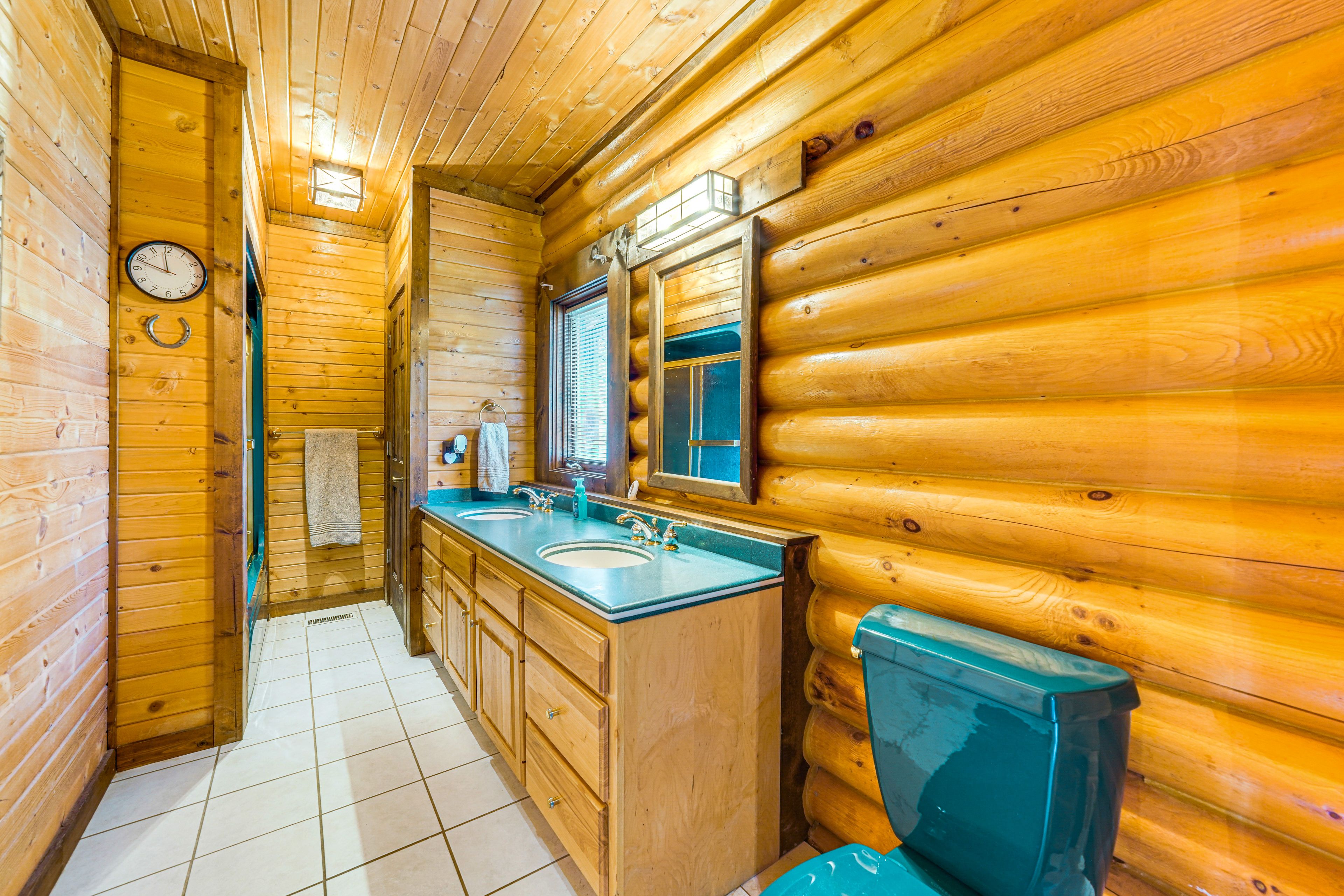 Full Bath | Main Level