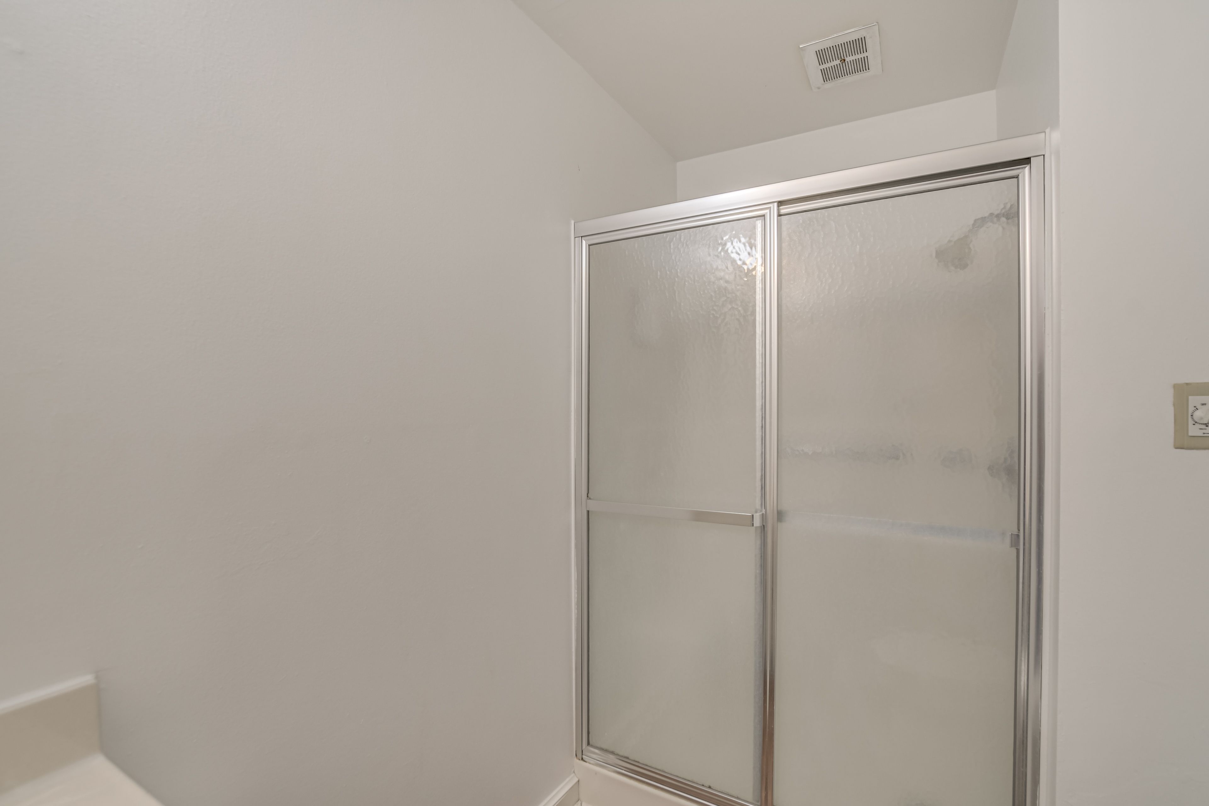En-Suite Bathroom | Towels Provided