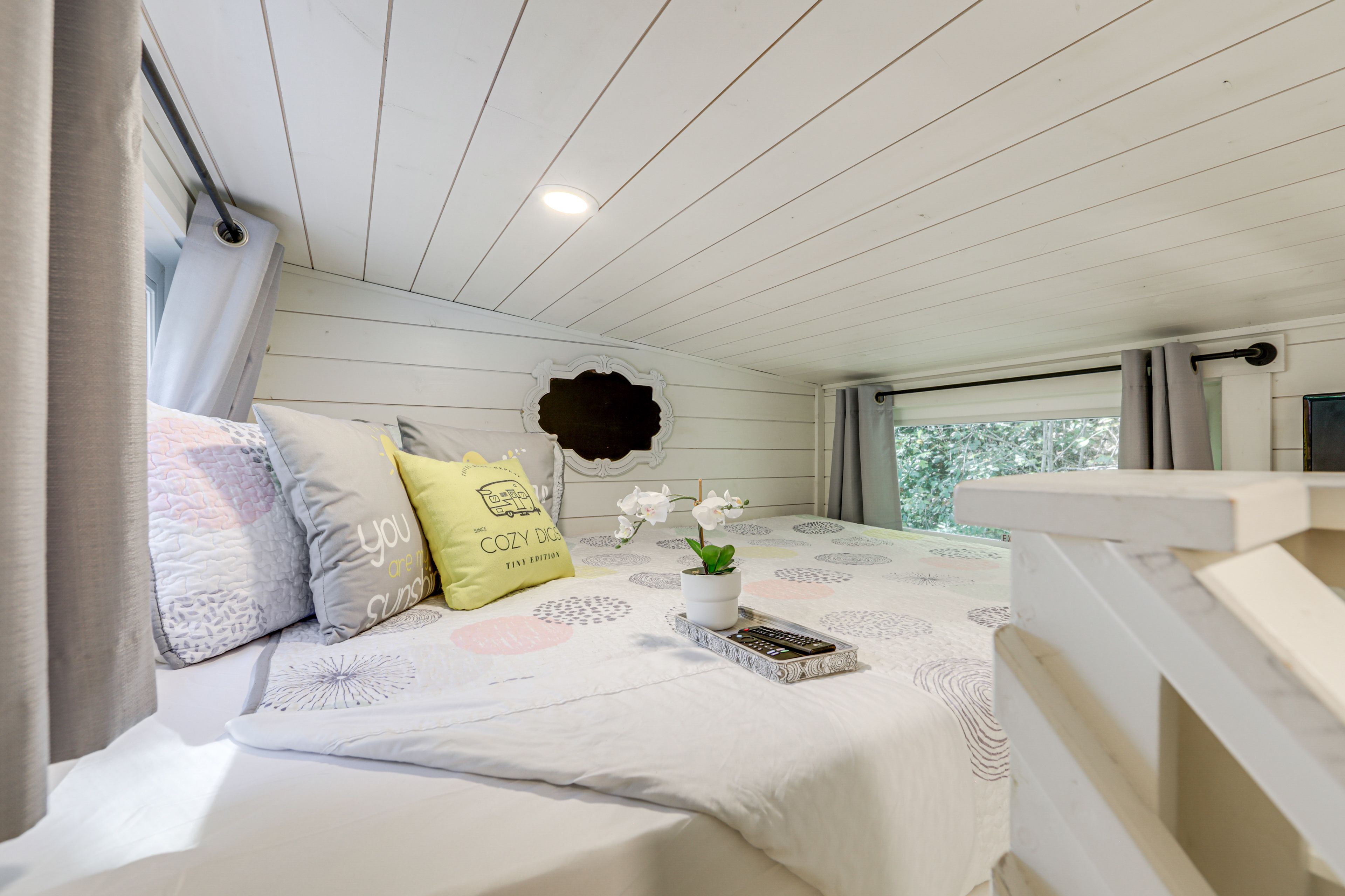 Studio | Lofted Queen Bed | Smart TV