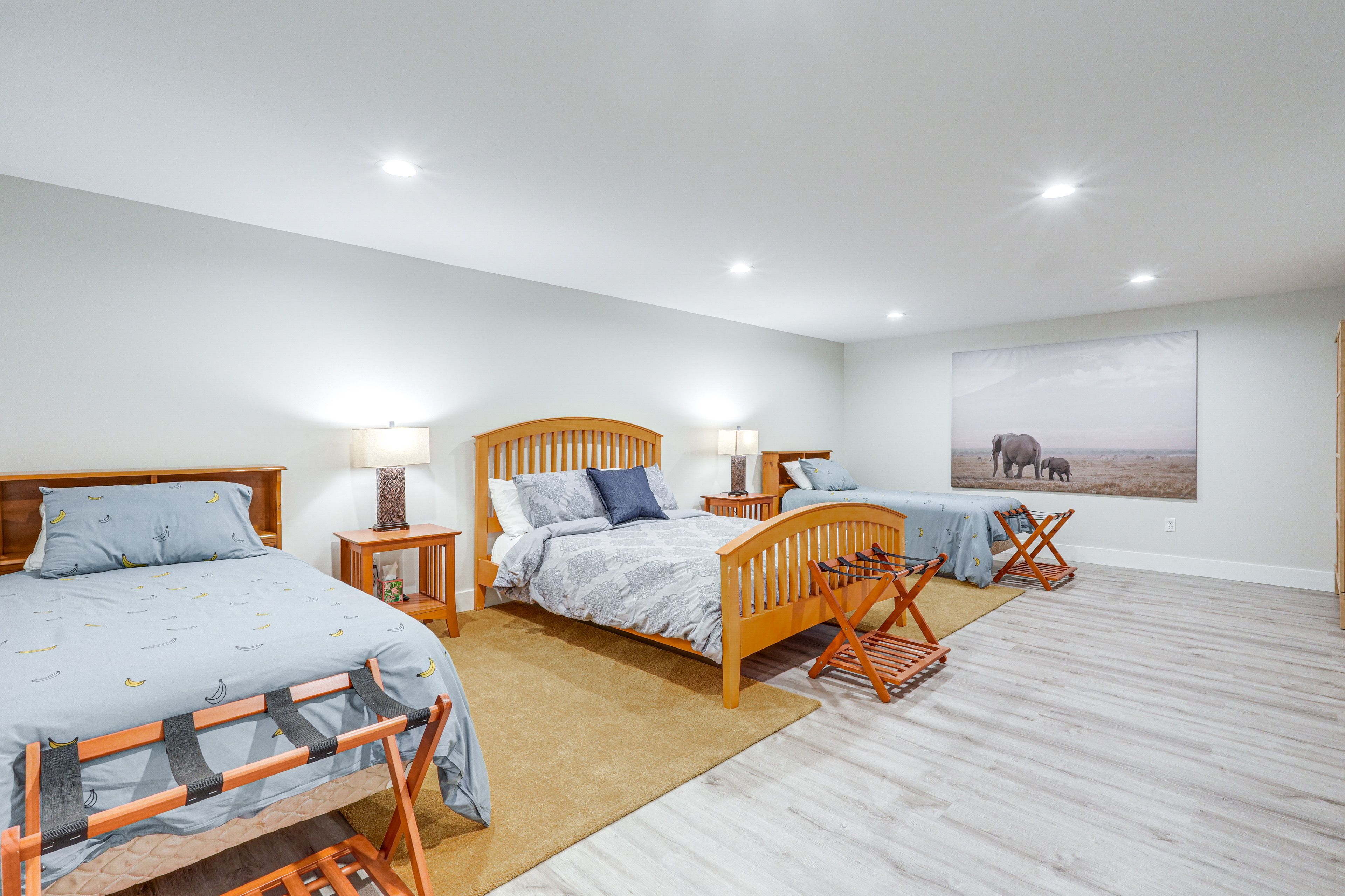 Bonus Room | Queen Bed | 2 Twin Beds | 2nd Floor