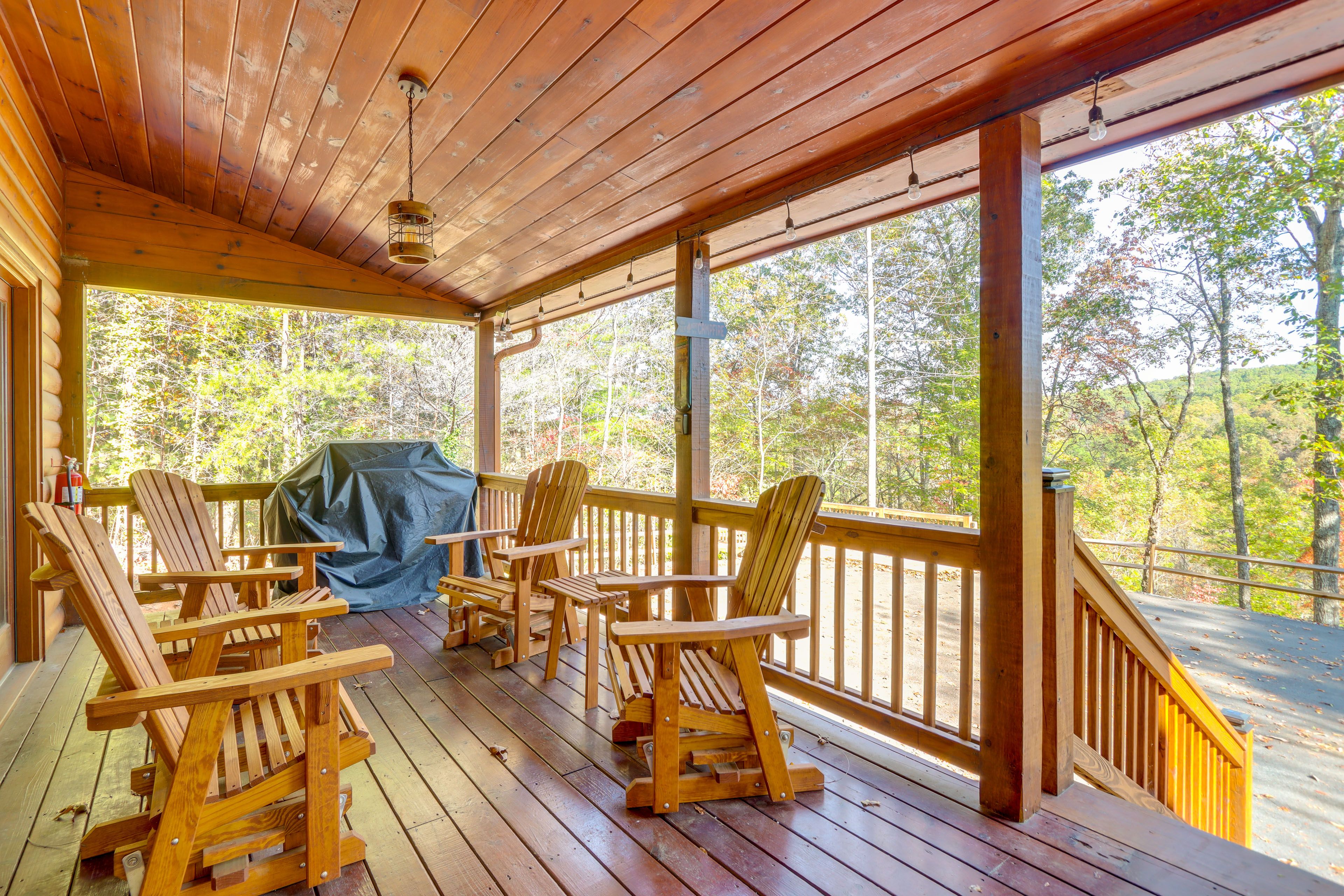 Deck | Outdoor Seating | Gas Grill | Private Hot Tub