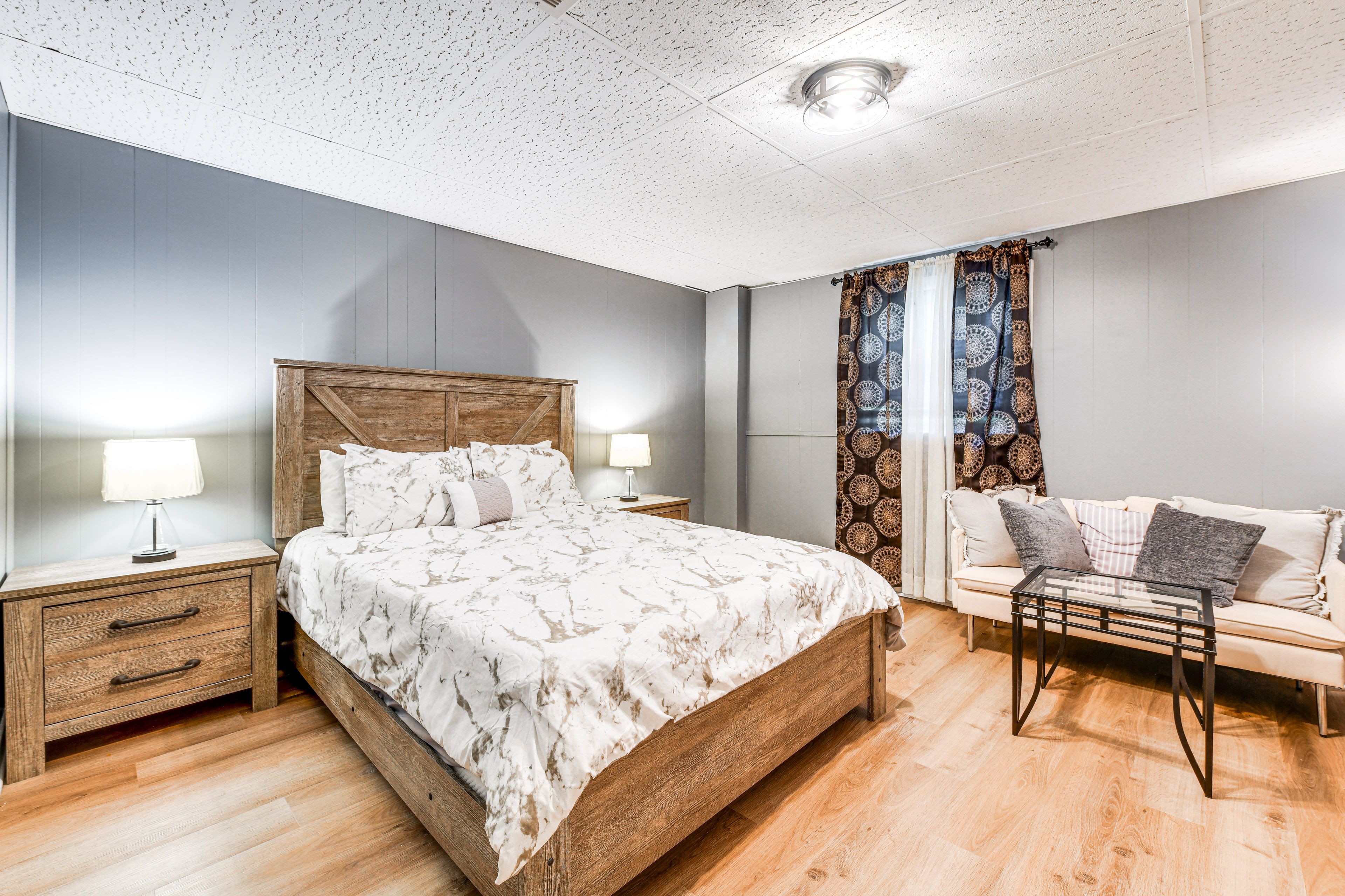 Bedroom 1 | Queen Bed | Linens Provided