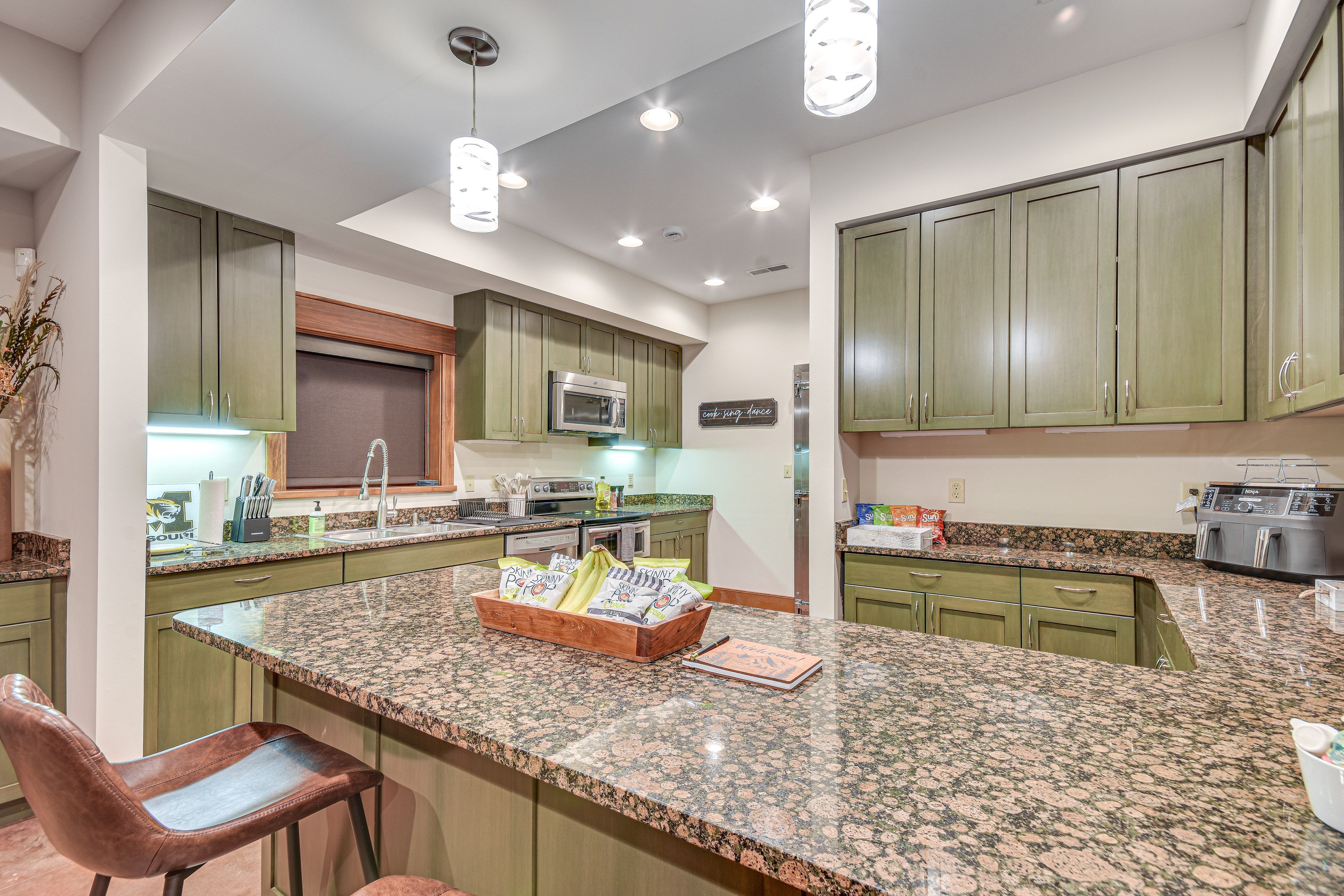 Kitchen | Refrigerator | Dishwasher | Wine Cooler | 1st Floor