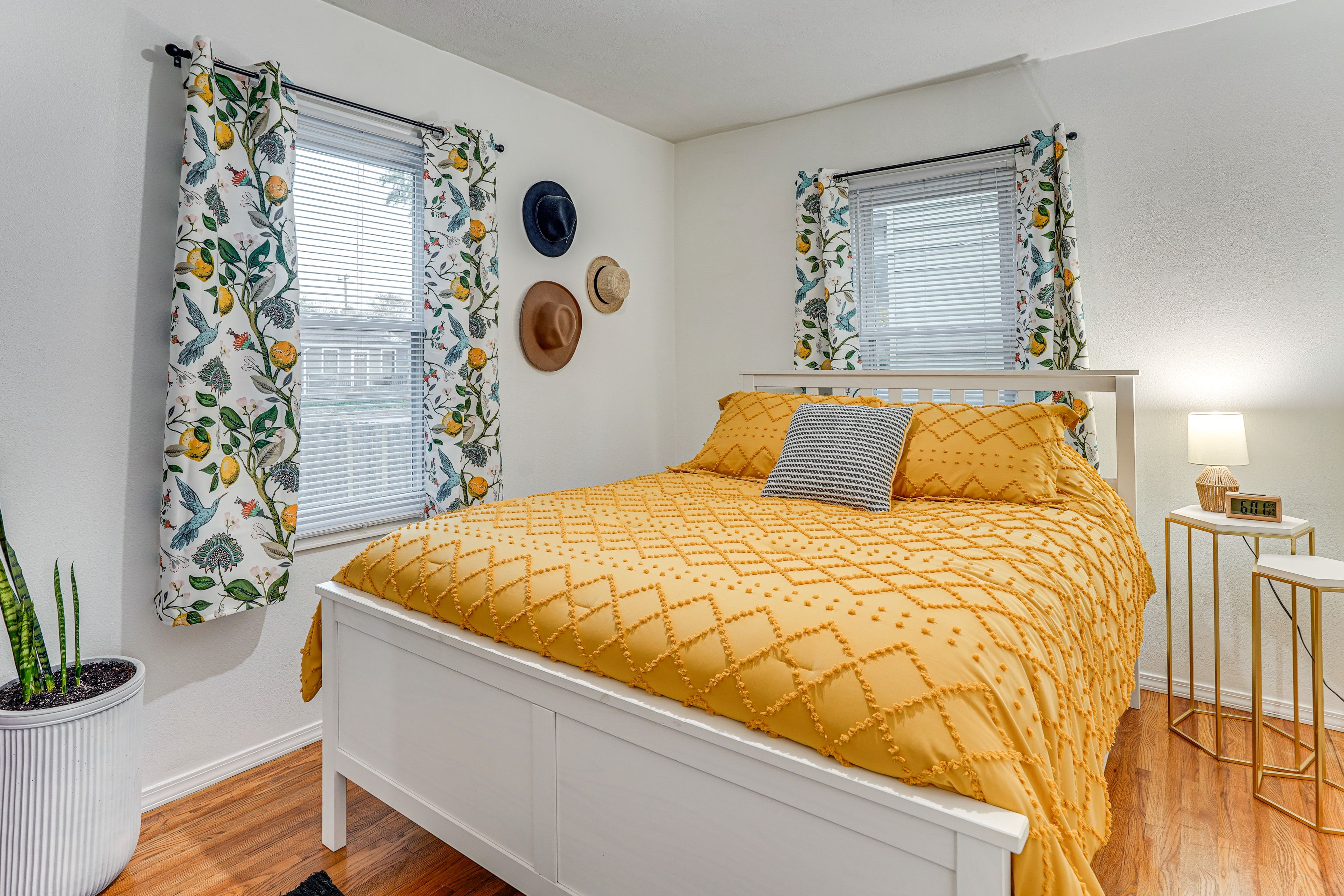 Bedroom 1 | 1st Floor | Queen Bed