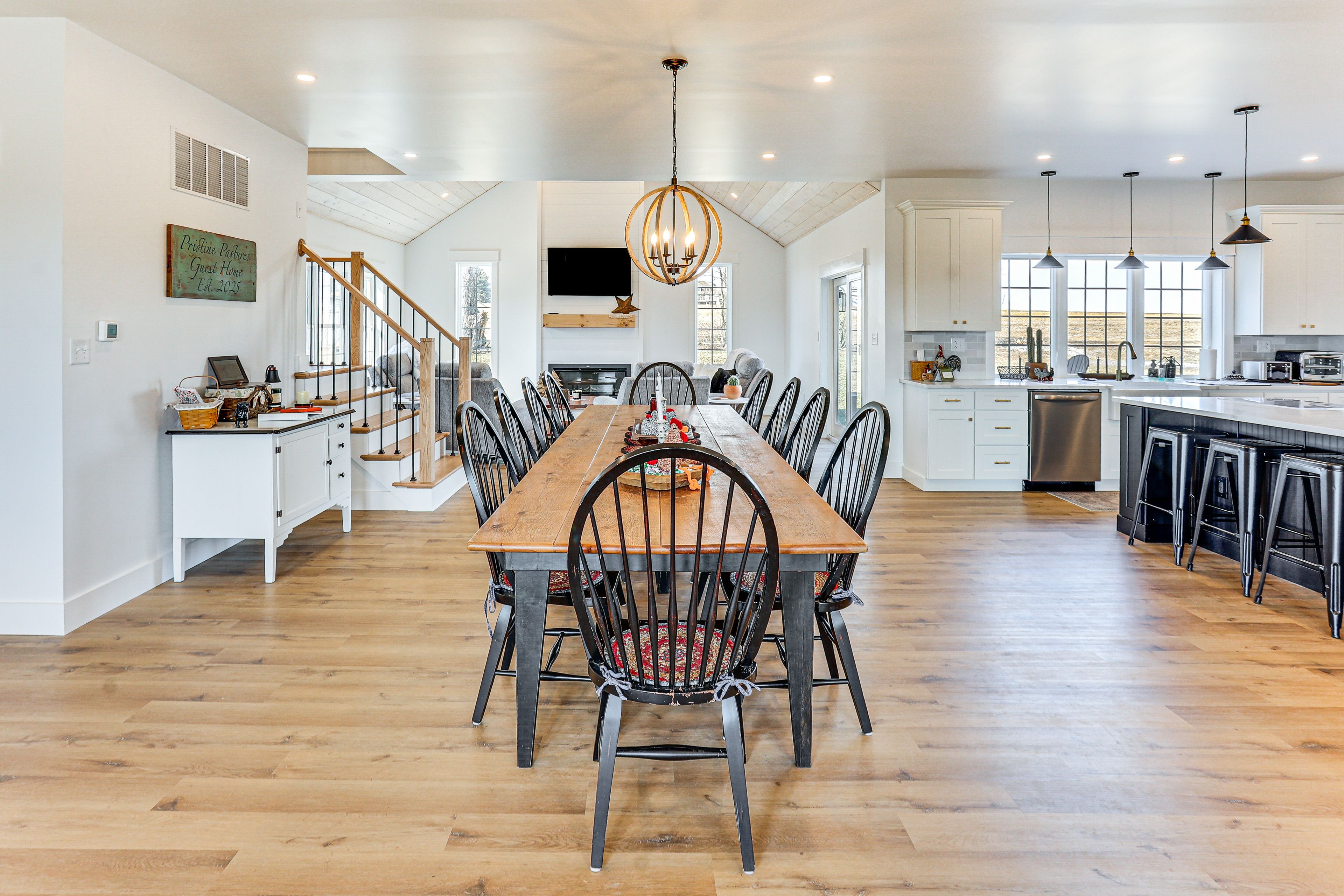Dining Room | 1st Floor | Dining Table