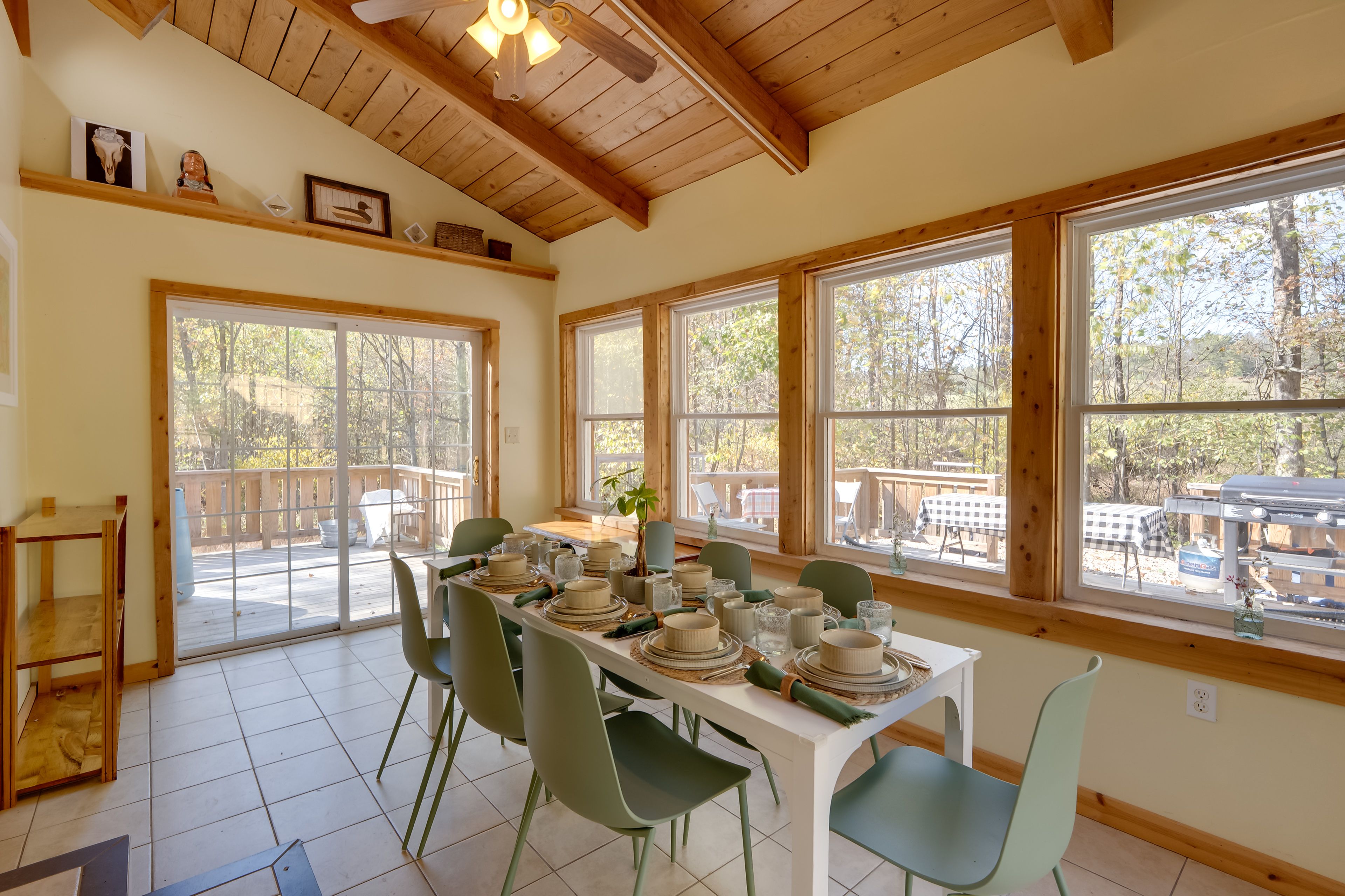 Dining Space | Dishware/Flatware | 1st Floor