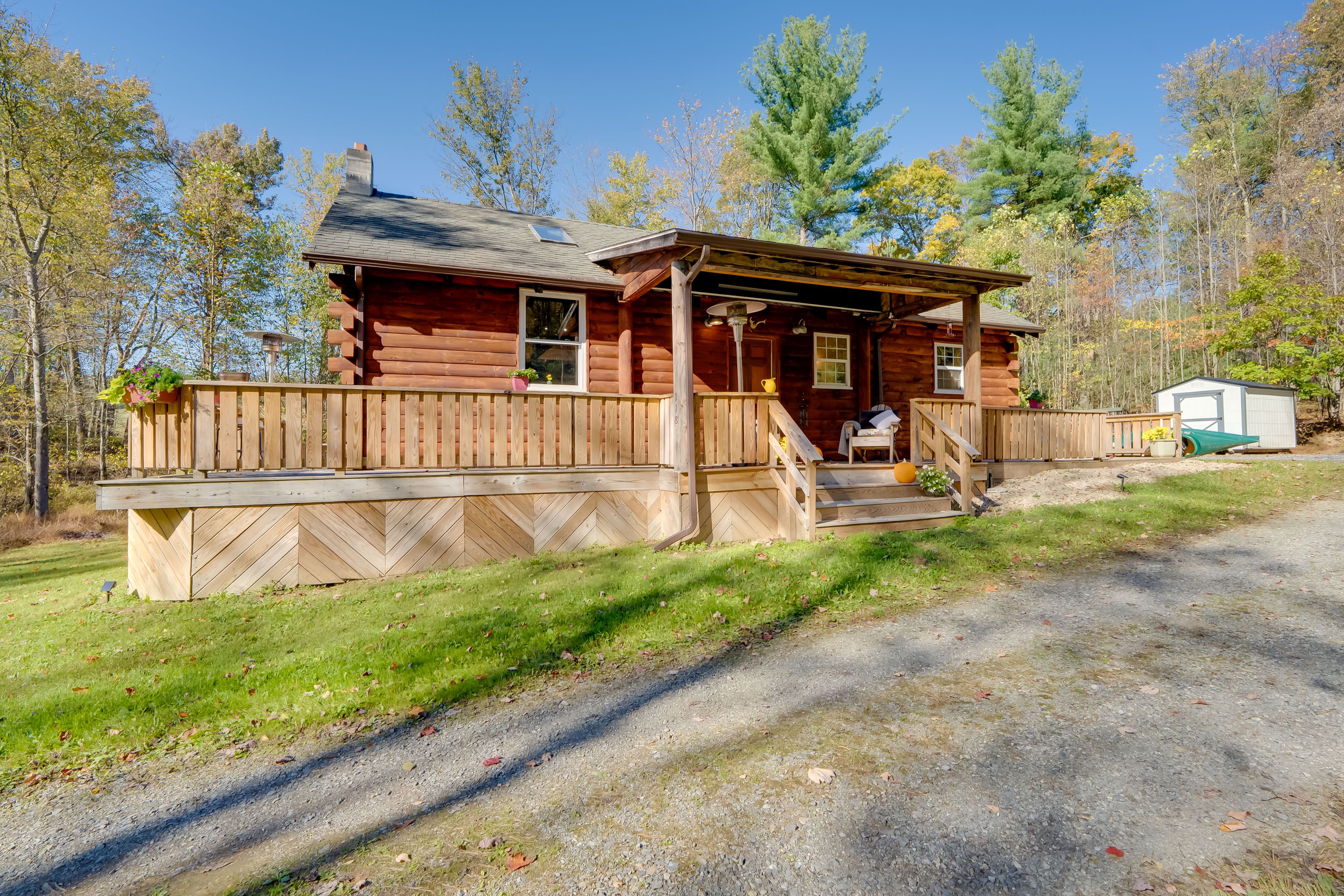 Parking | Driveway (3 Vehicles)
