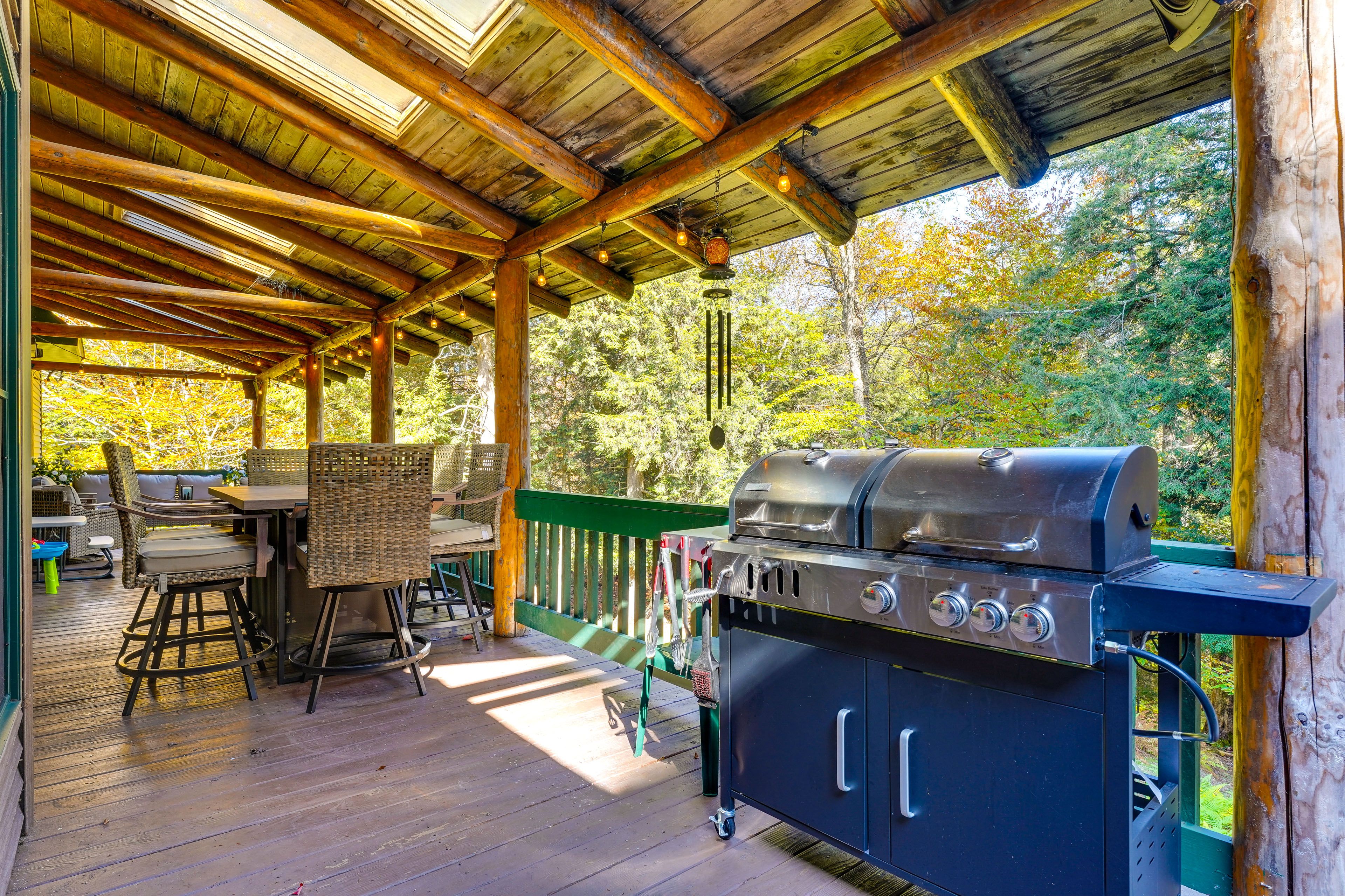 Private Deck
