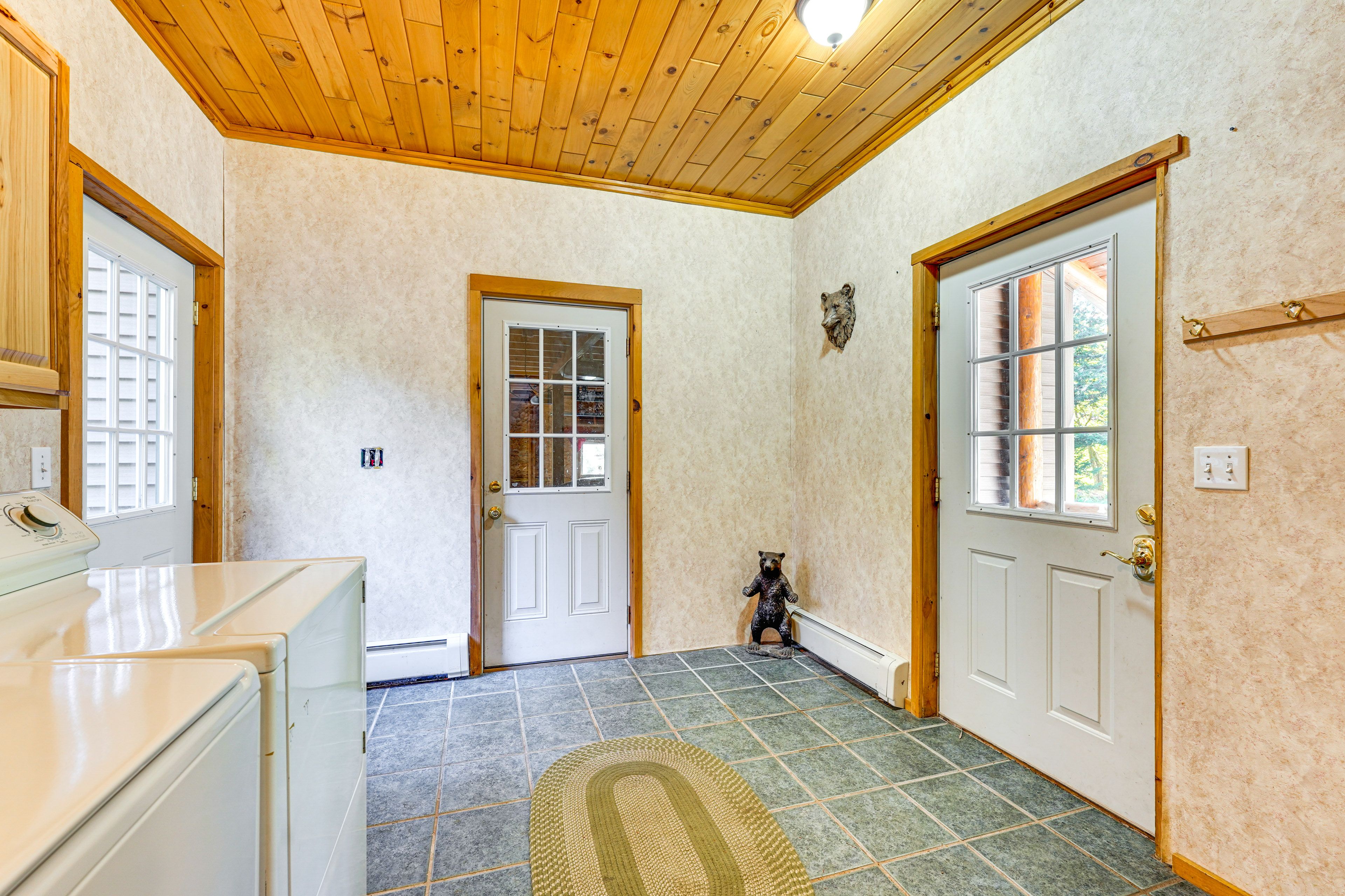 Laundry Room | 1st Floor