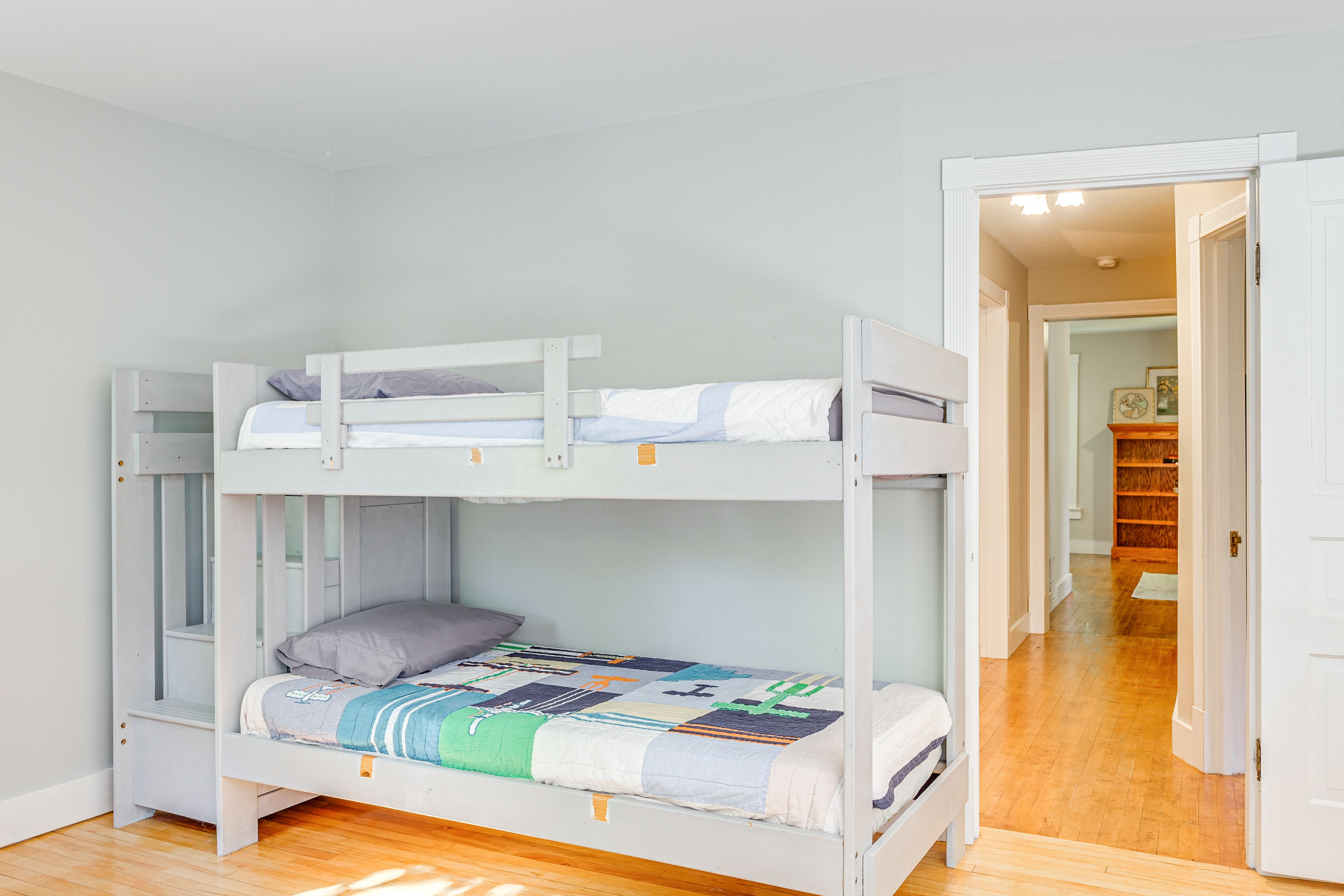 Bedroom 2 | Twin Bunk Bed | 2 Twin Beds | 2nd Floor
