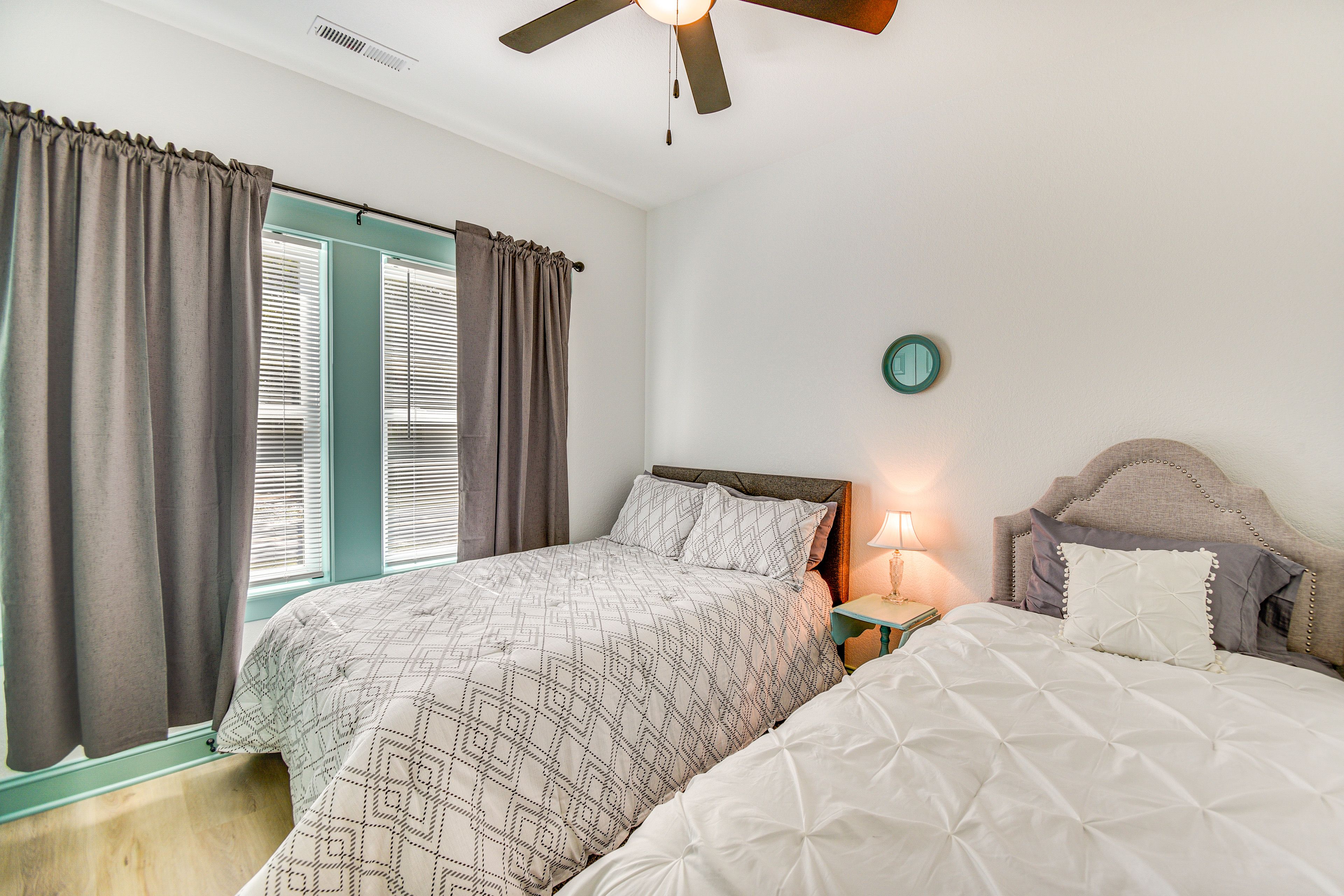 Bedroom 3 | Full Bed | Twin Bed | Smart TV | Walk-In Closet