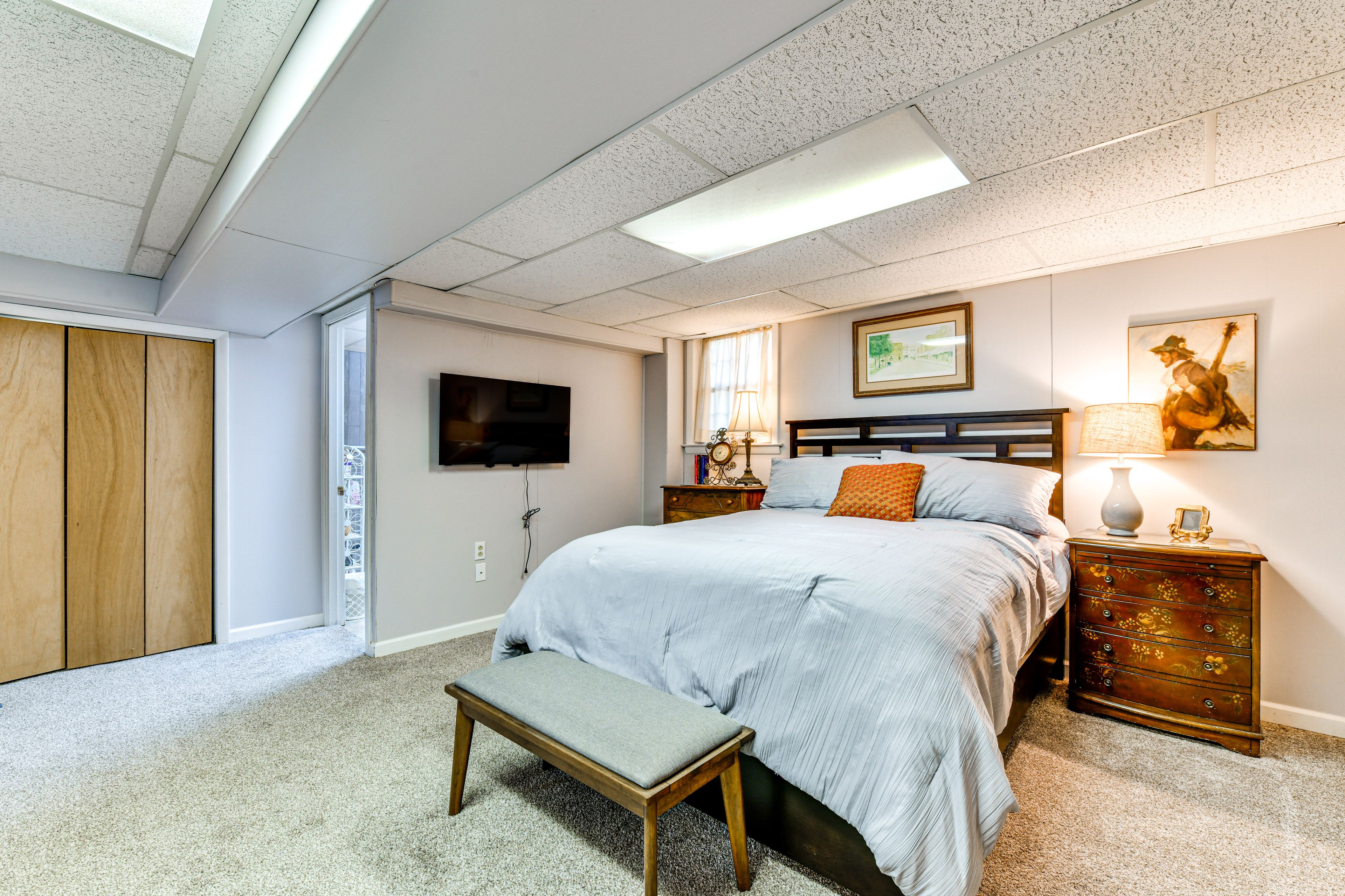 Bedroom 4 | Lower Level | Queen Bed | Smart TV