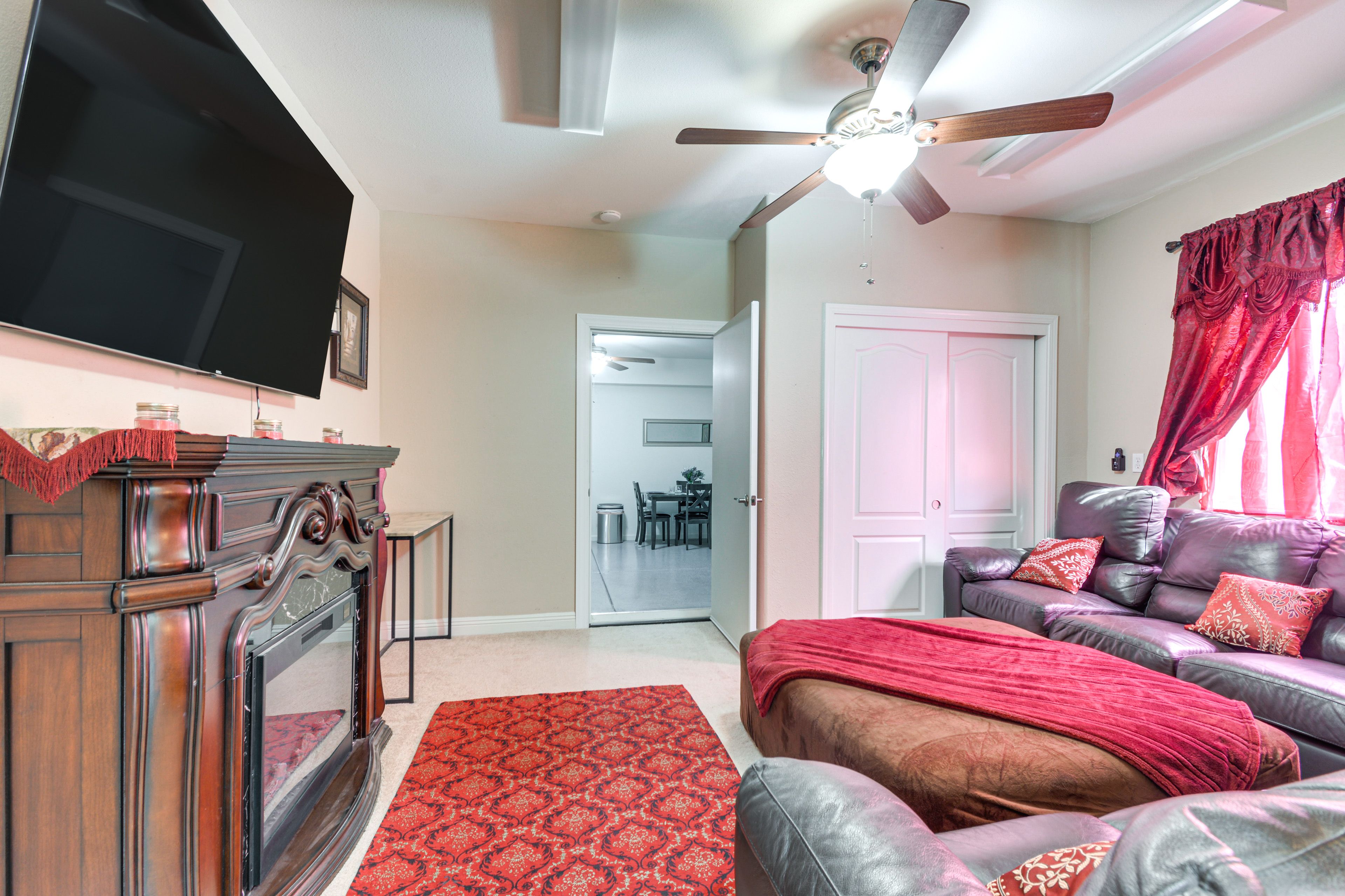 Living Room | Central A/C