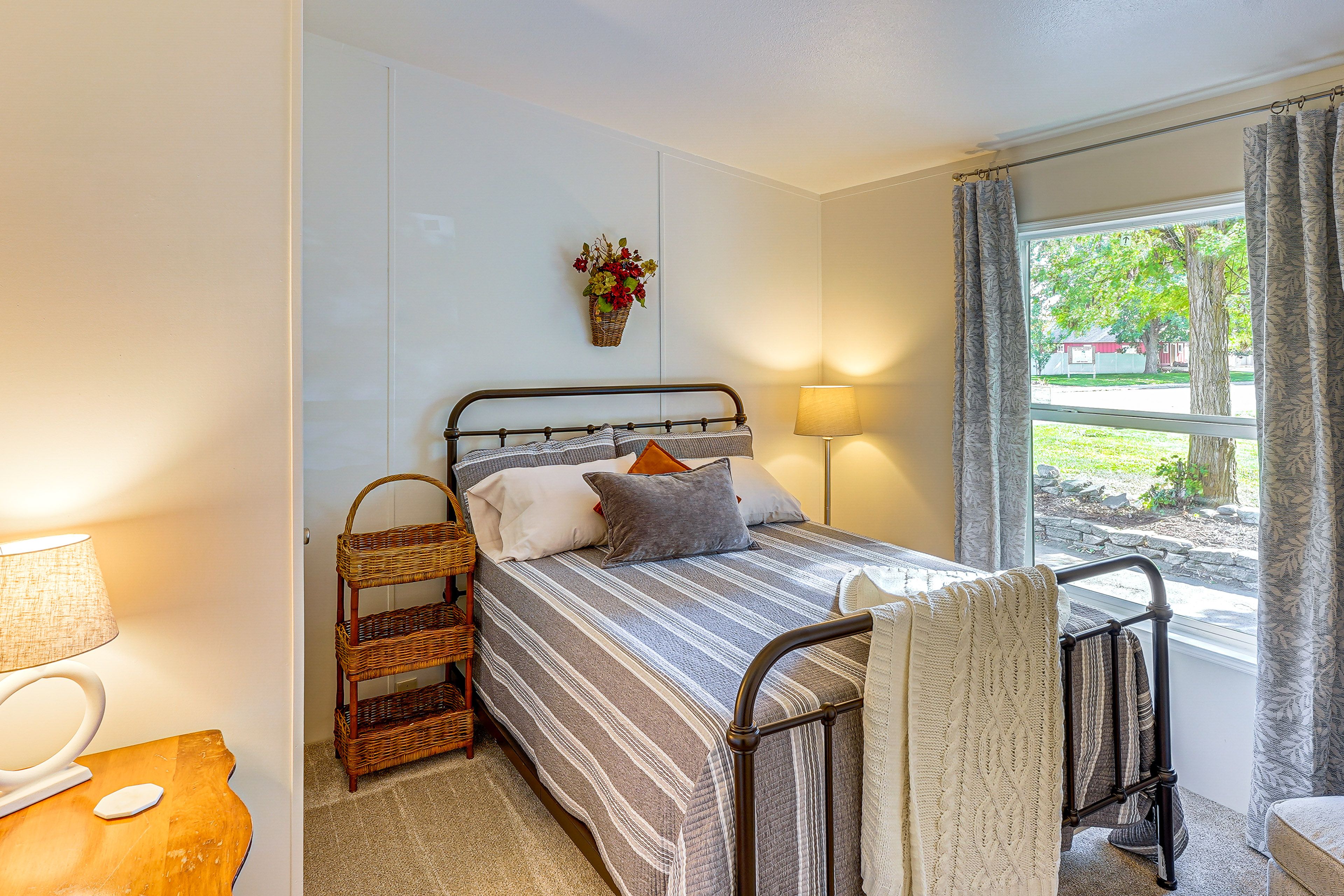 Bedroom 2 | Full Bed
