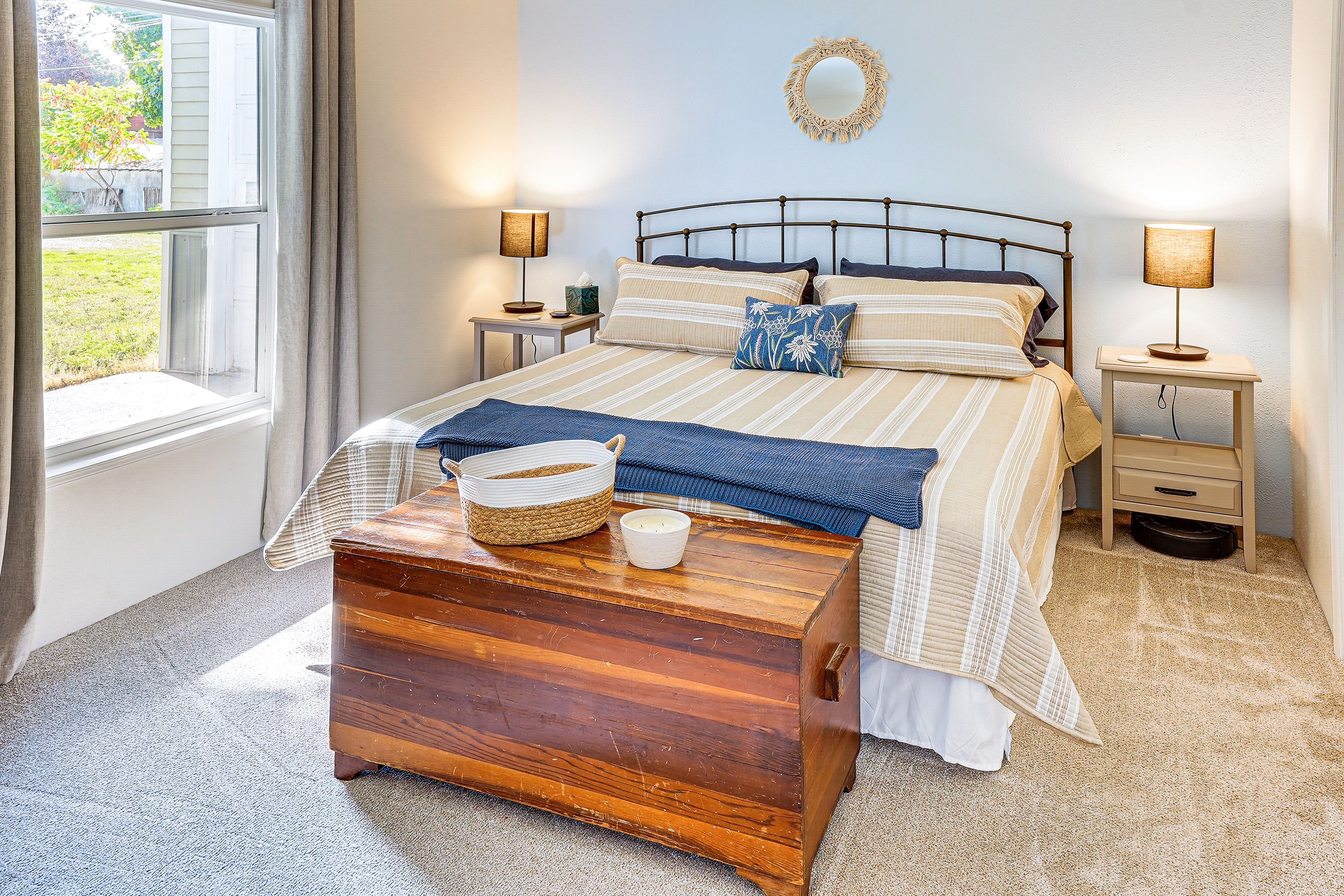 Bedroom 1 | King Bed | Linens Provided
