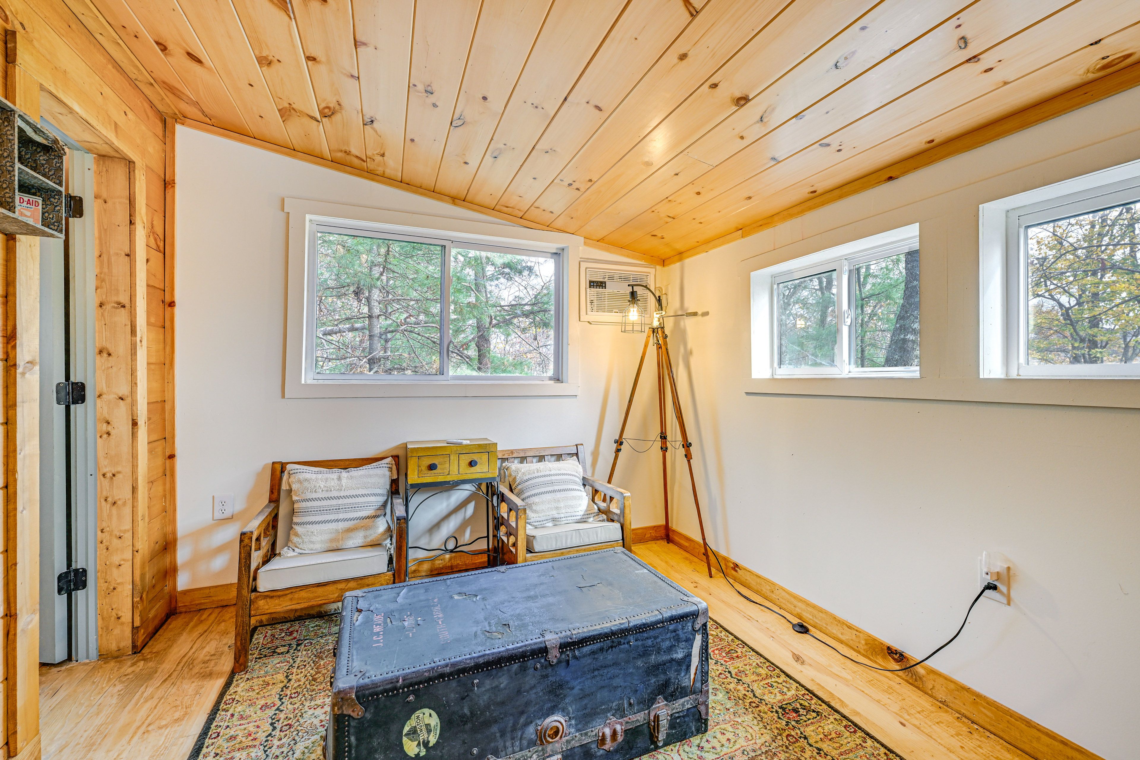 Additional Living Area | 2nd Floor