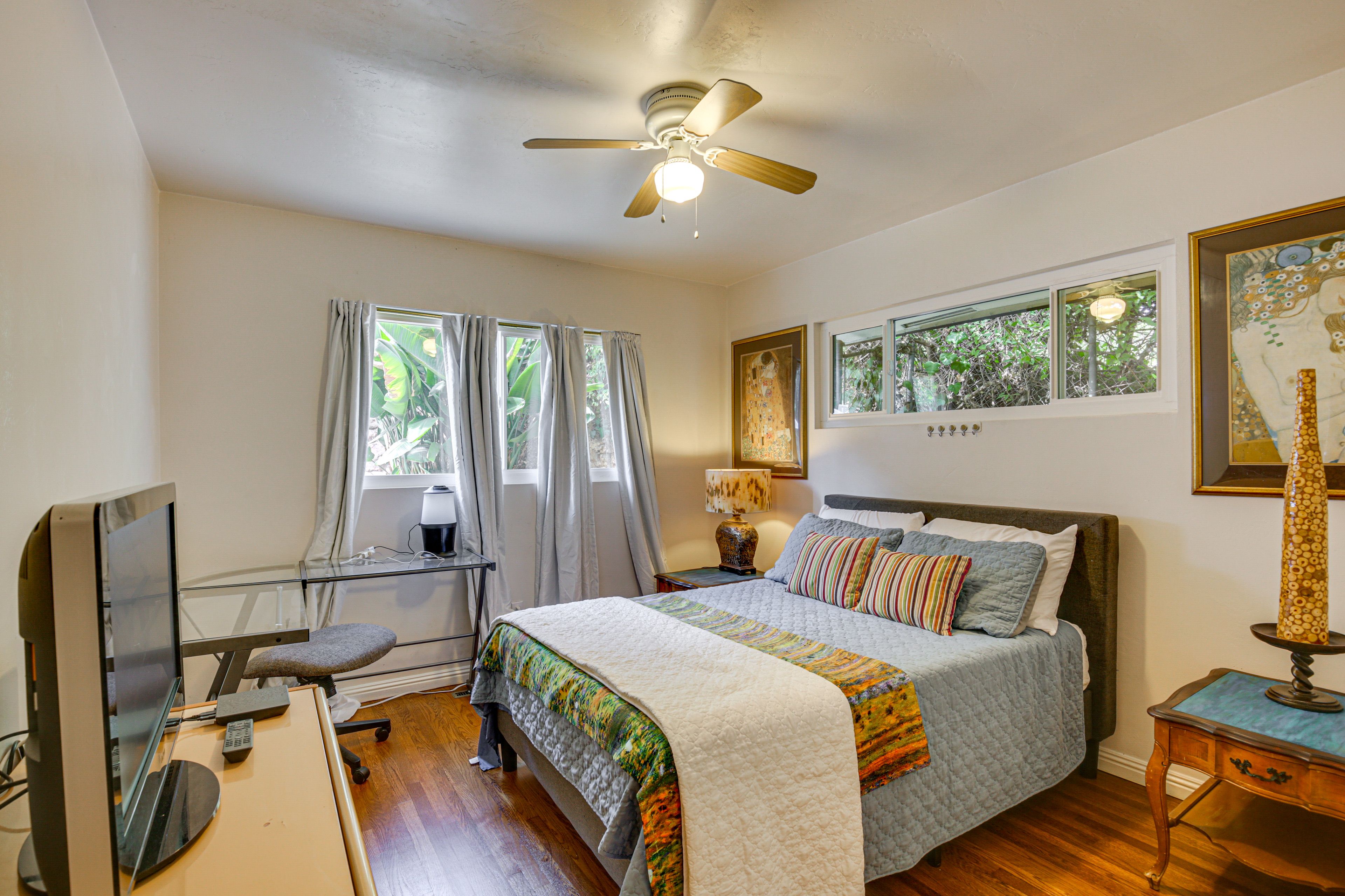 Bedroom 1 | Queen Bed | Linens Provided