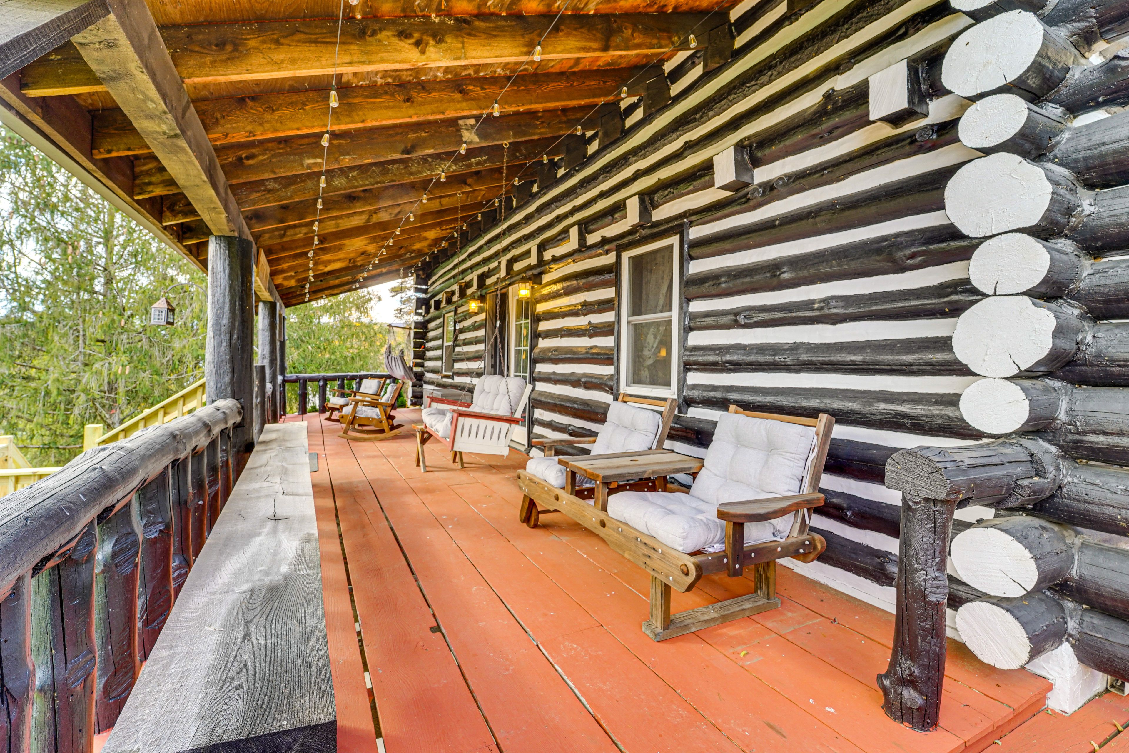 Furnished Deck | Hammock