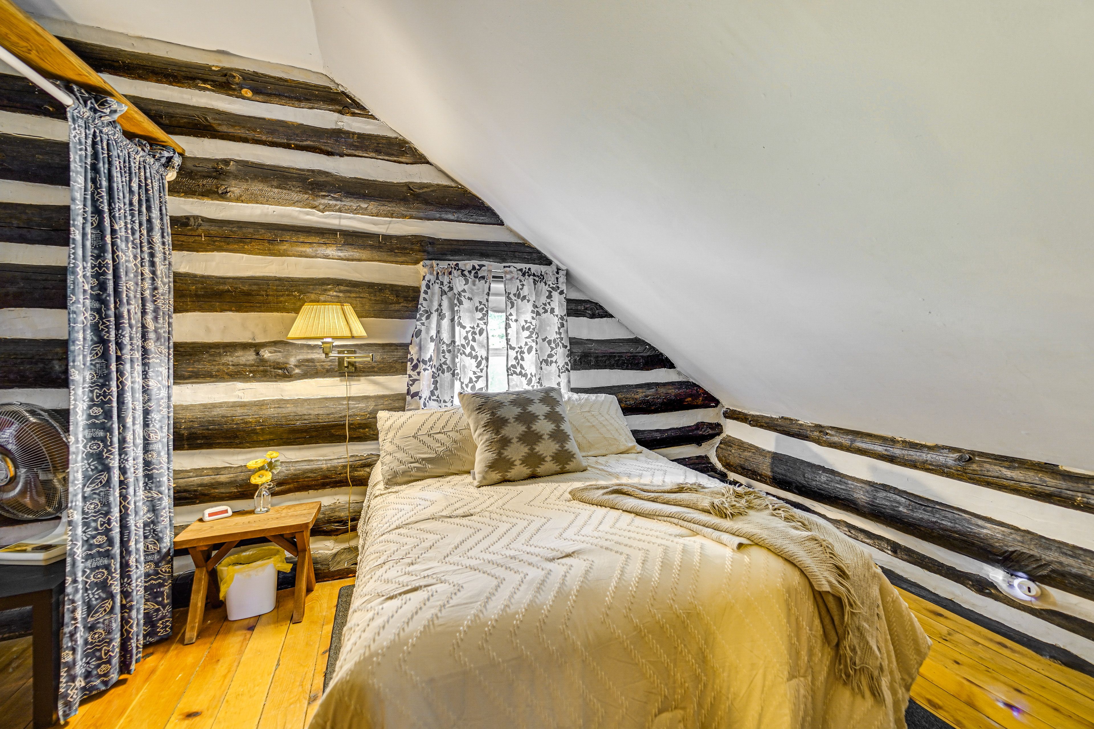 Bedroom 3 | Top Level | Full Bed | Twin Bed