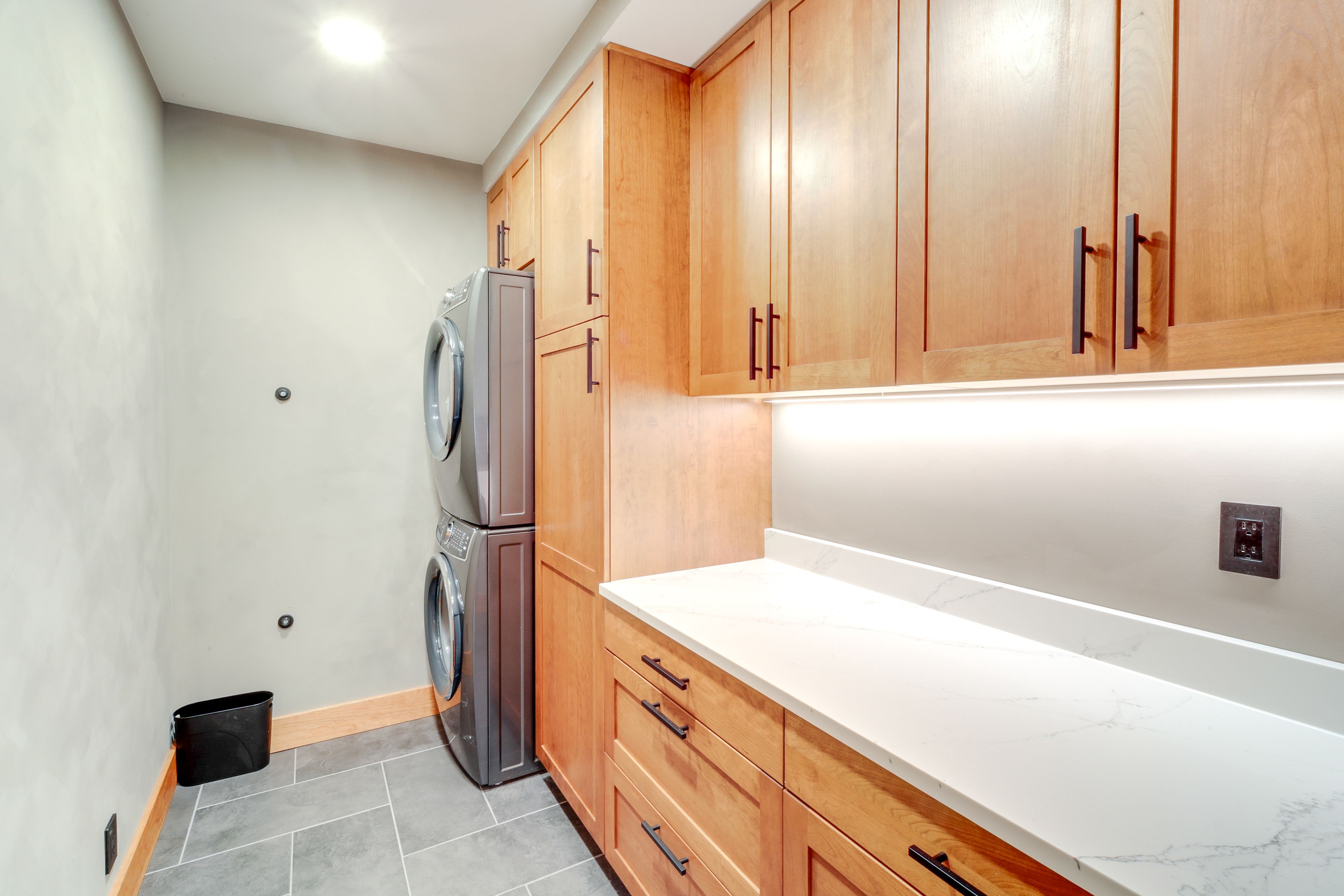 Laundry Room | Washer & Dryer