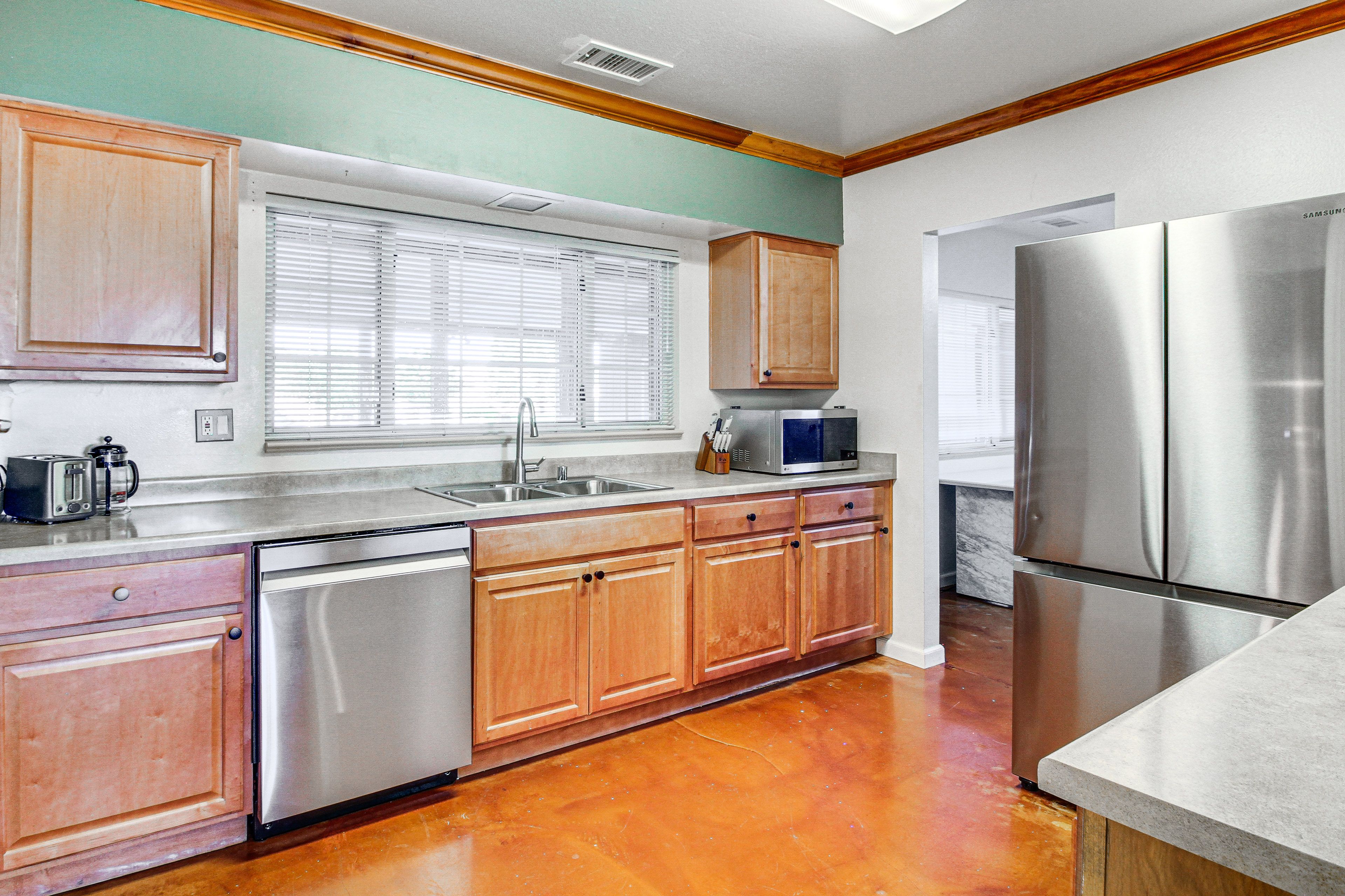 Kitchen | Stove/Oven