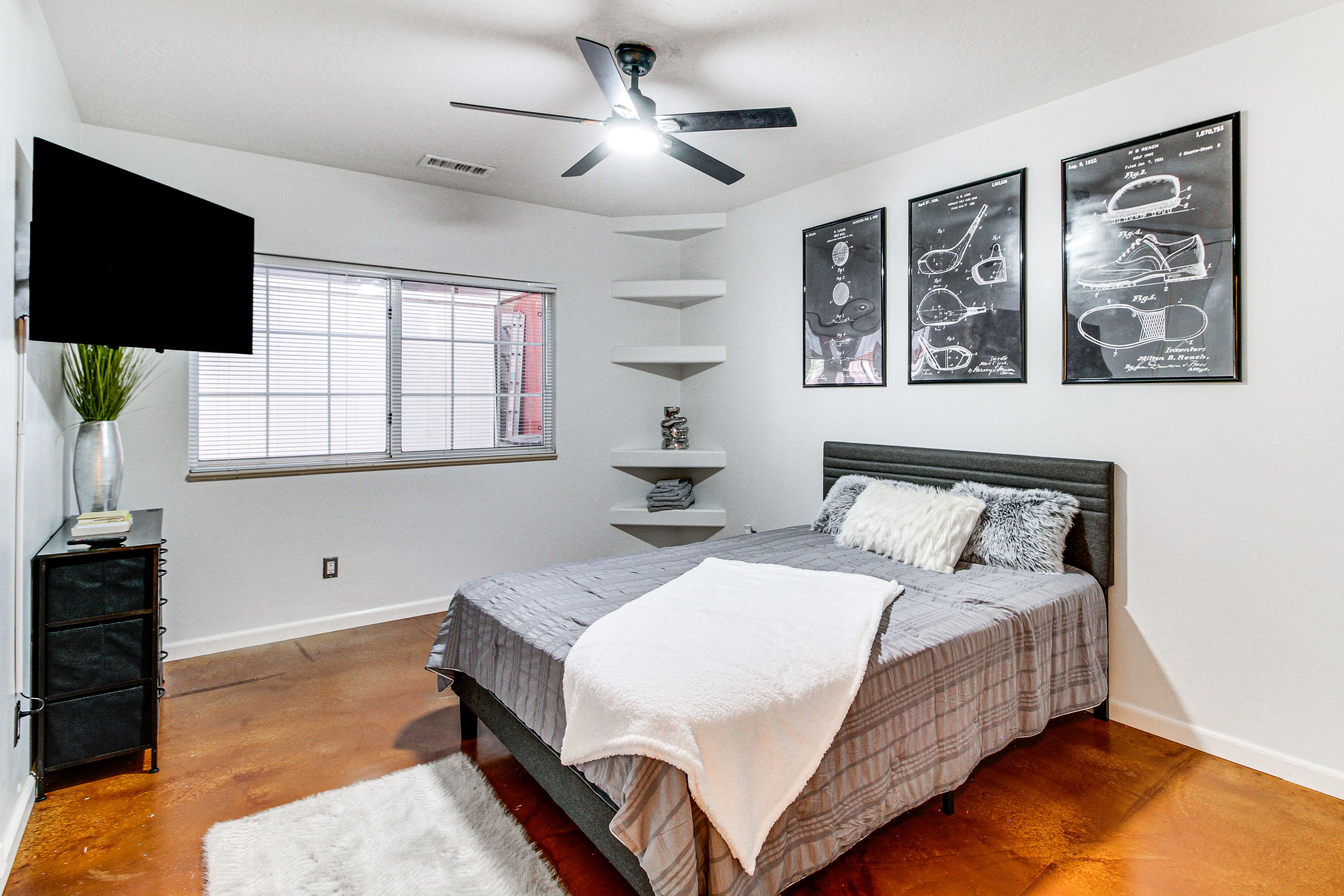 Bedroom 2 | Queen Bed