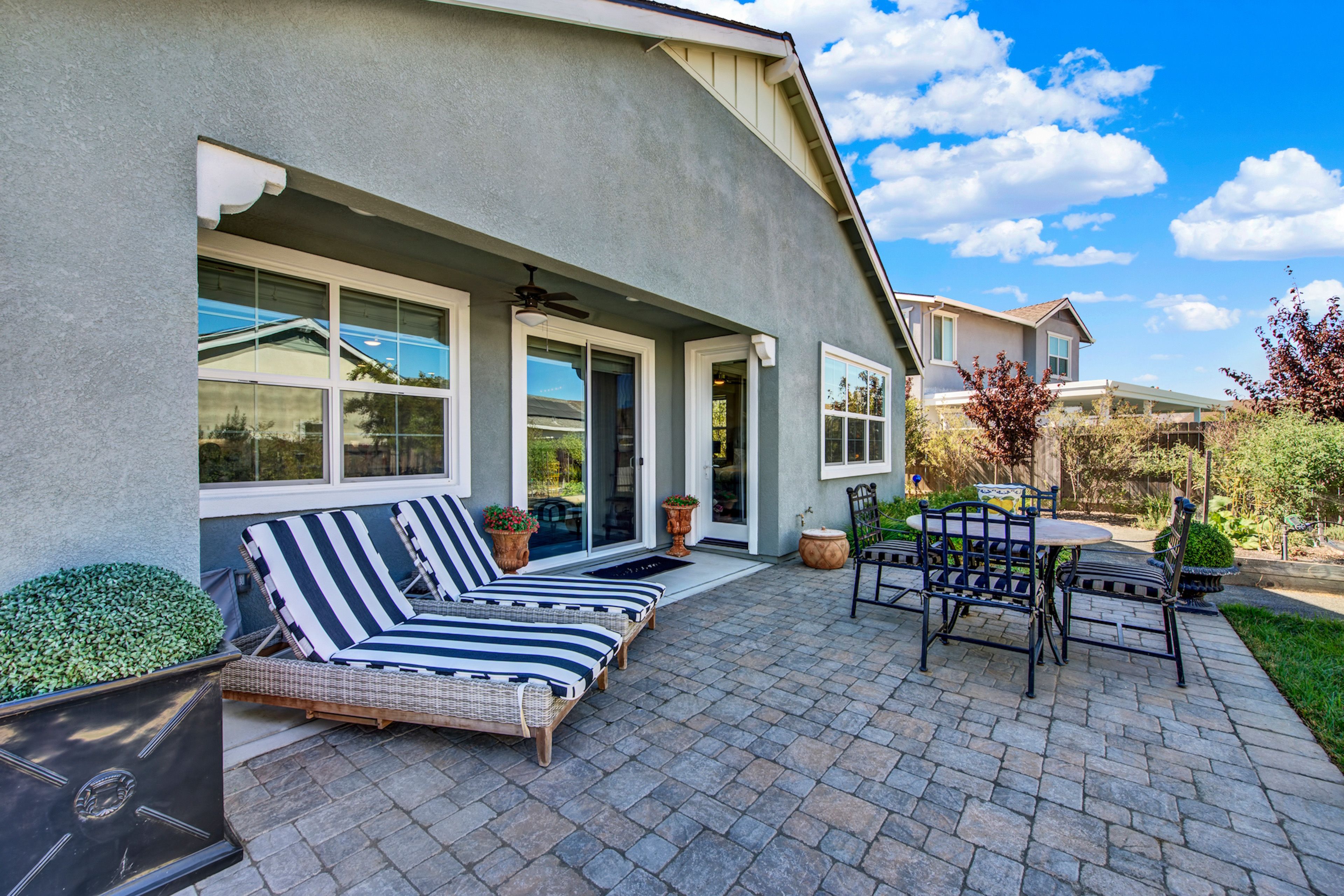 Patio | Outdoor Seating Areas | Yard Games