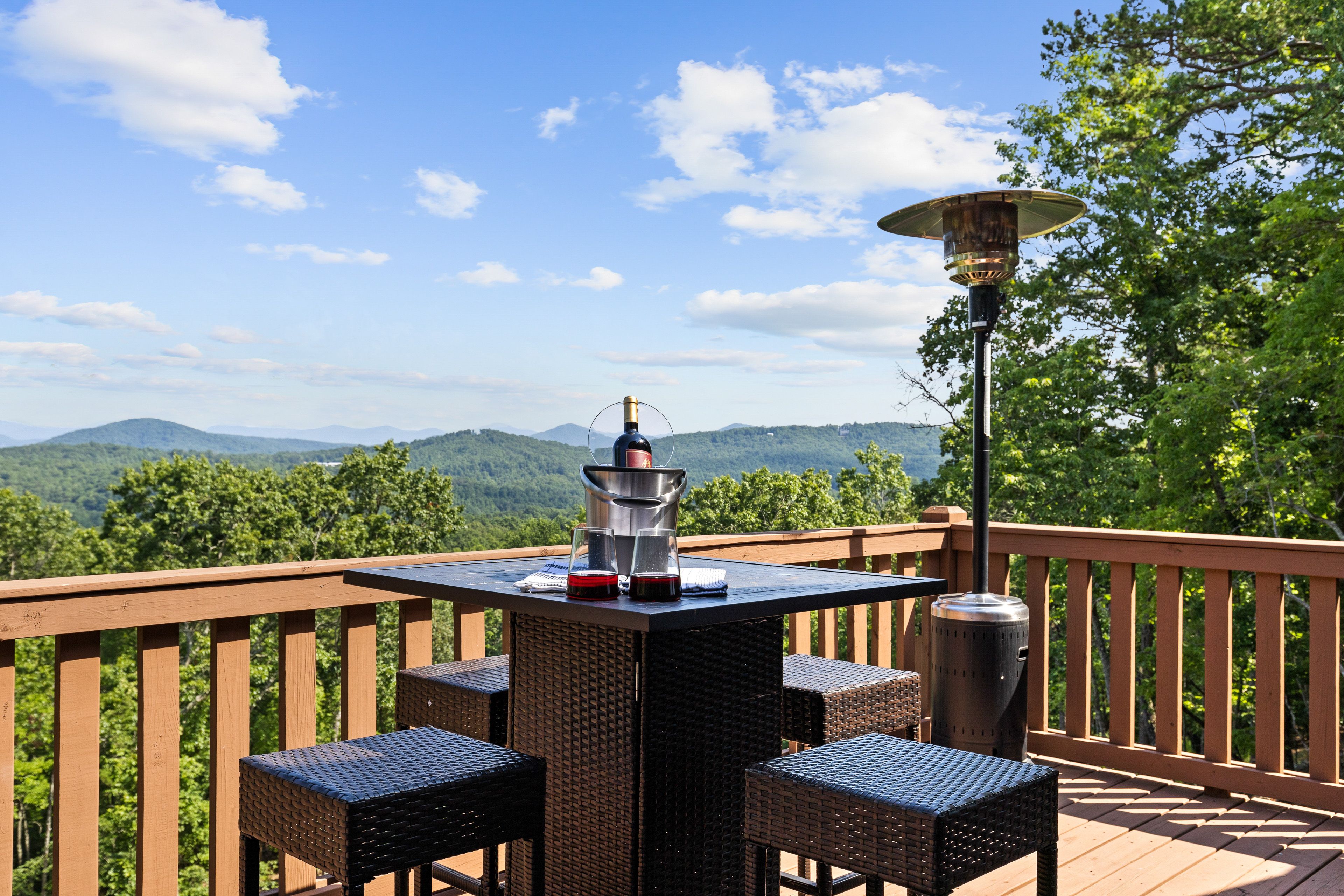 Morganton Vacation Rental | 6BR | 4BA | 3,856 Sq Ft | Stairs Required