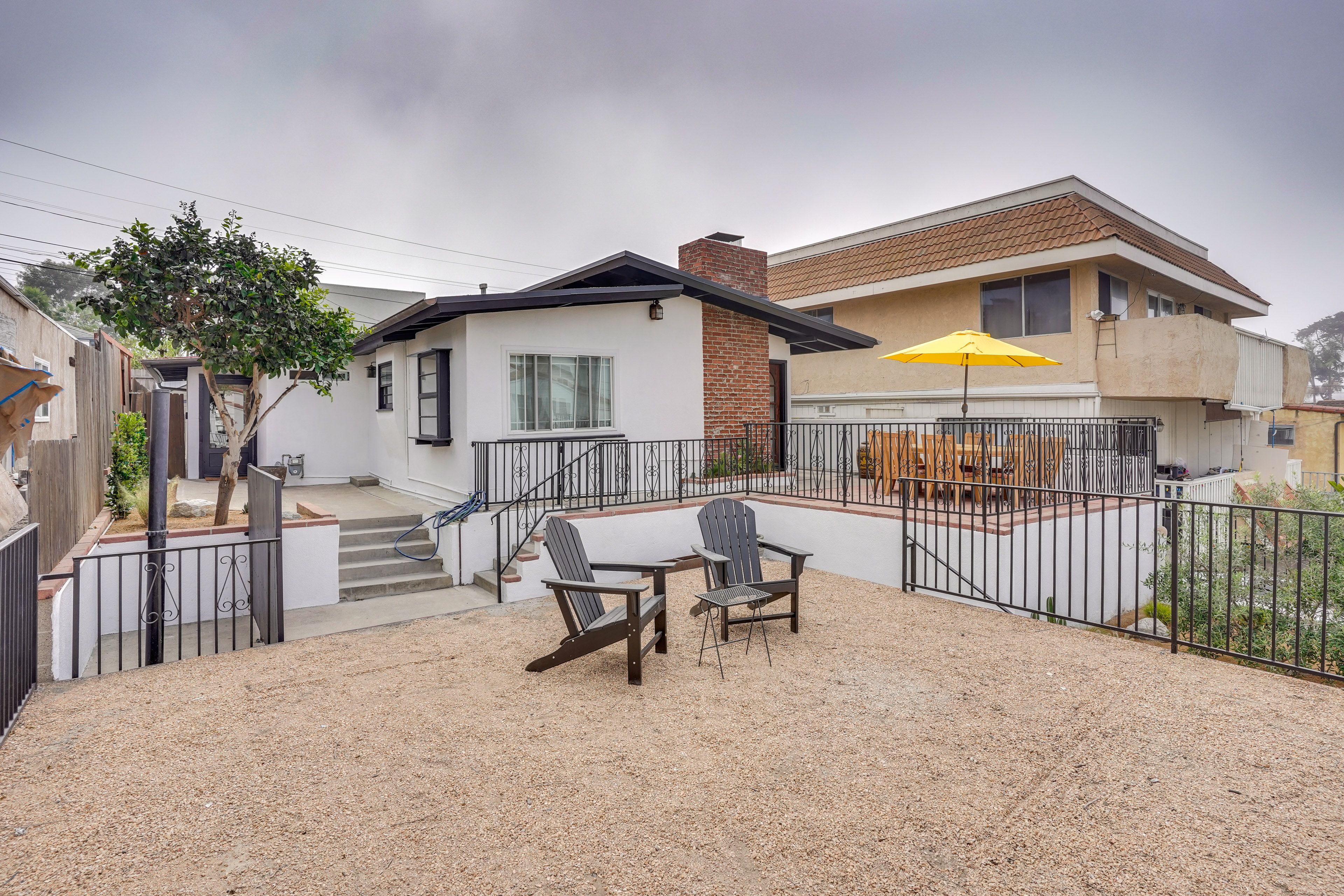 Furnished Patio & Balcony