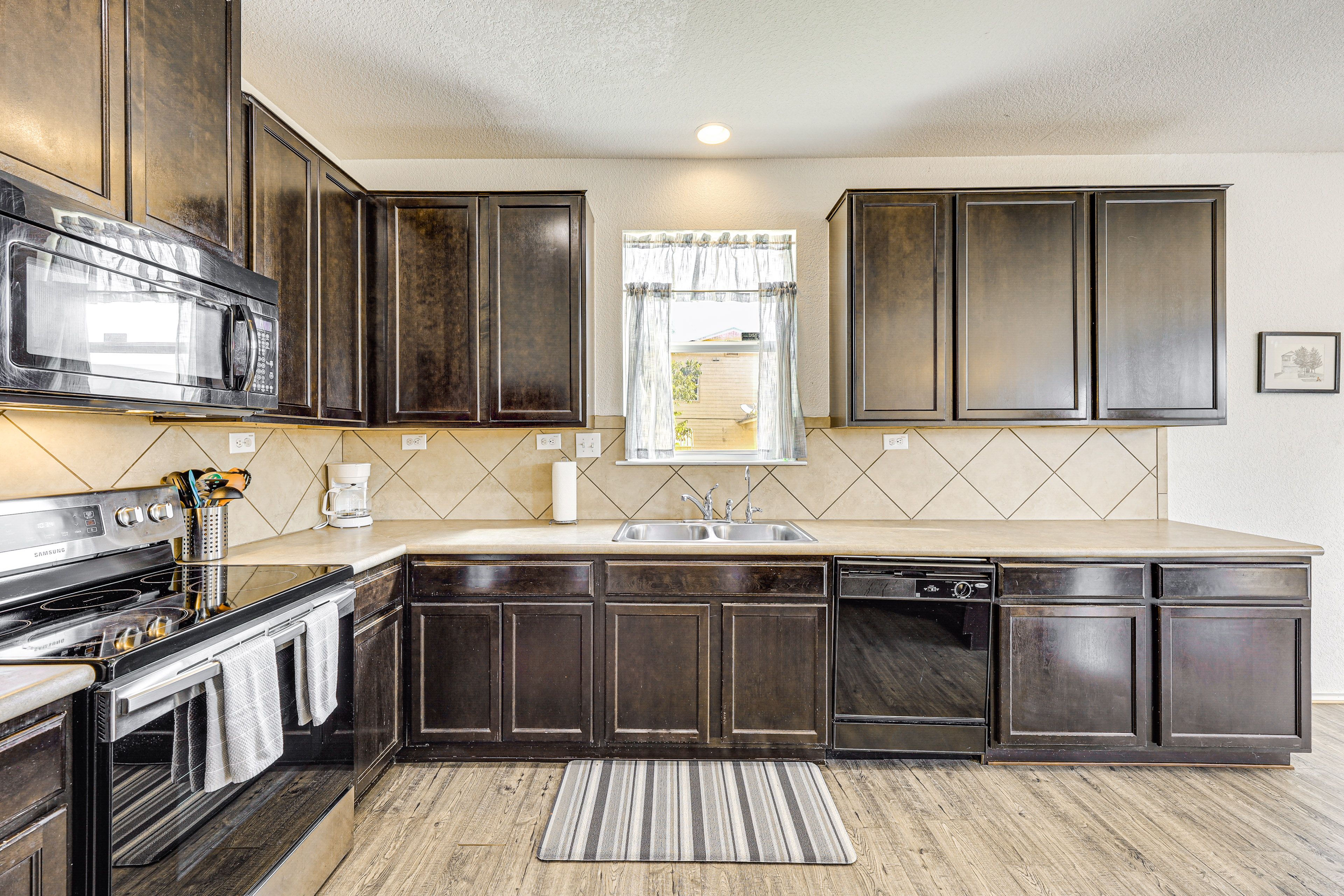 Kitchen | 1st Floor
