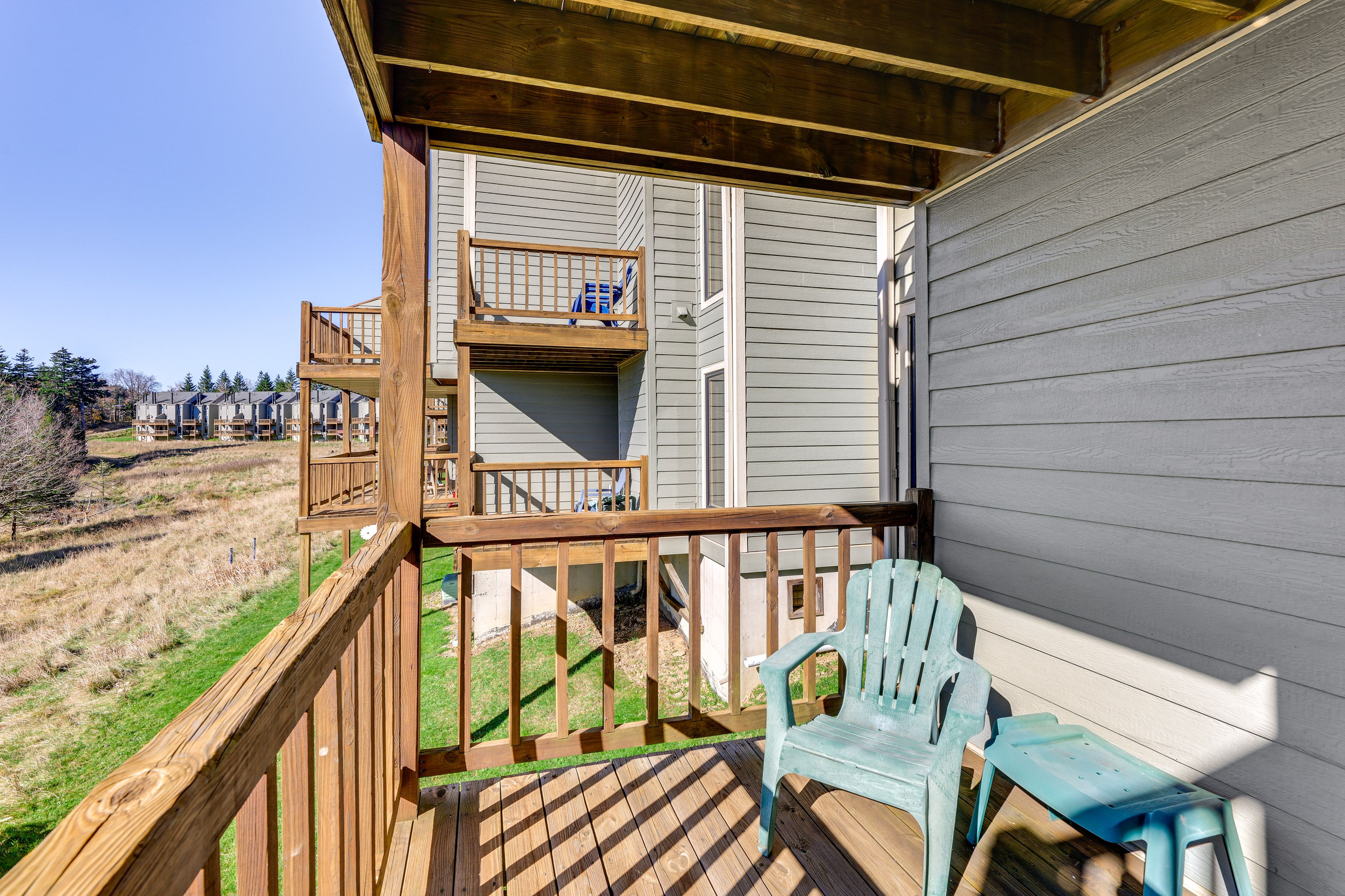 Furnished Deck