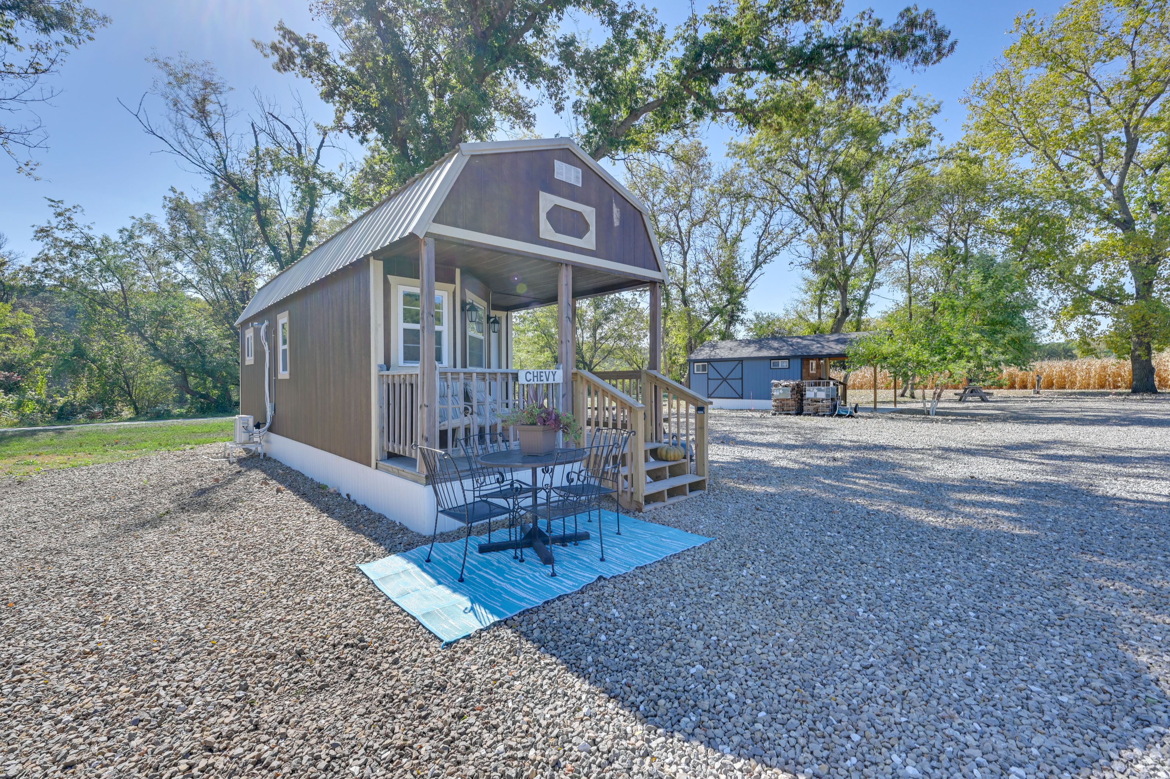 Cabin Exterior | RV/Trailers Allowed