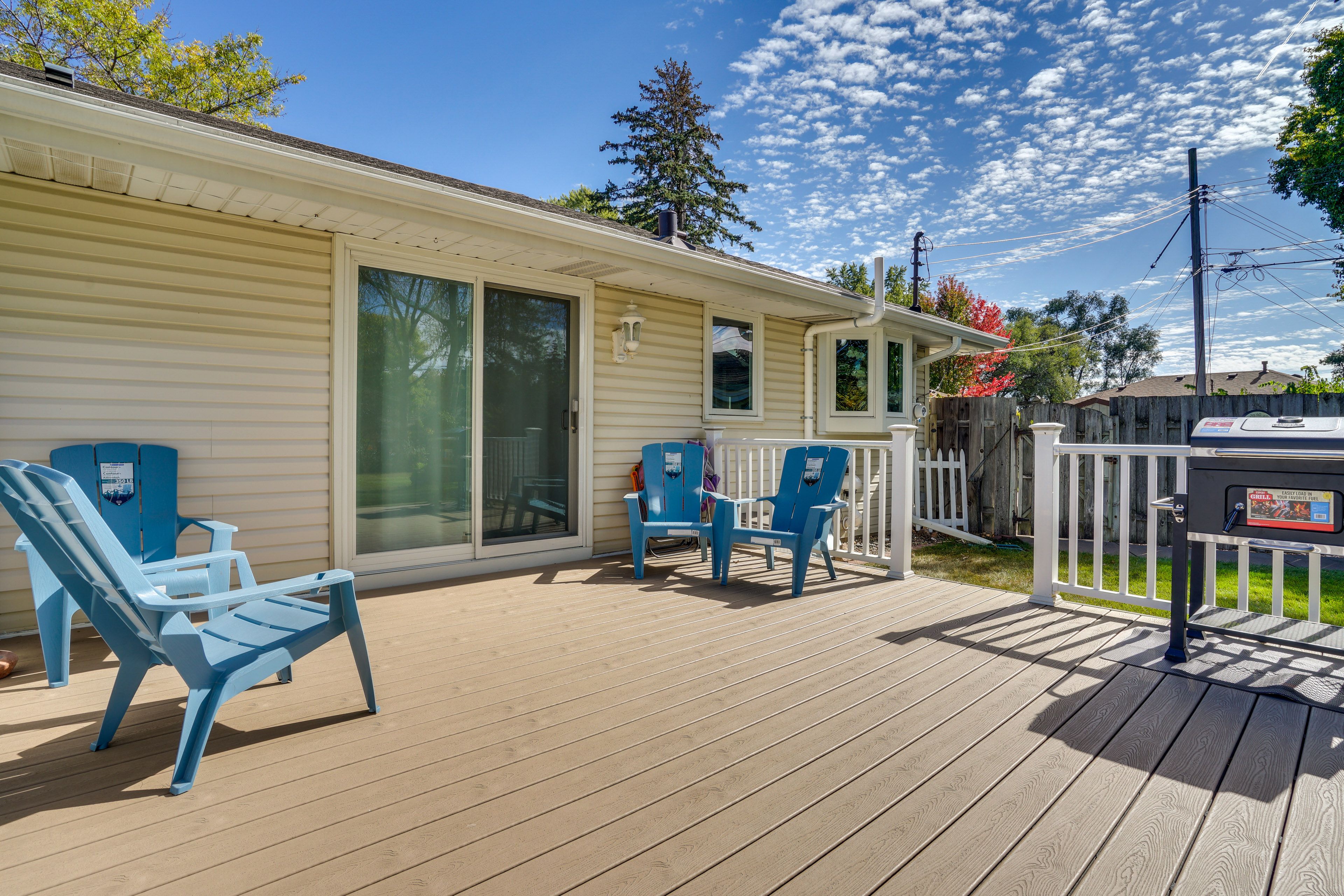 Private Deck | Grill | Outdoor Seating