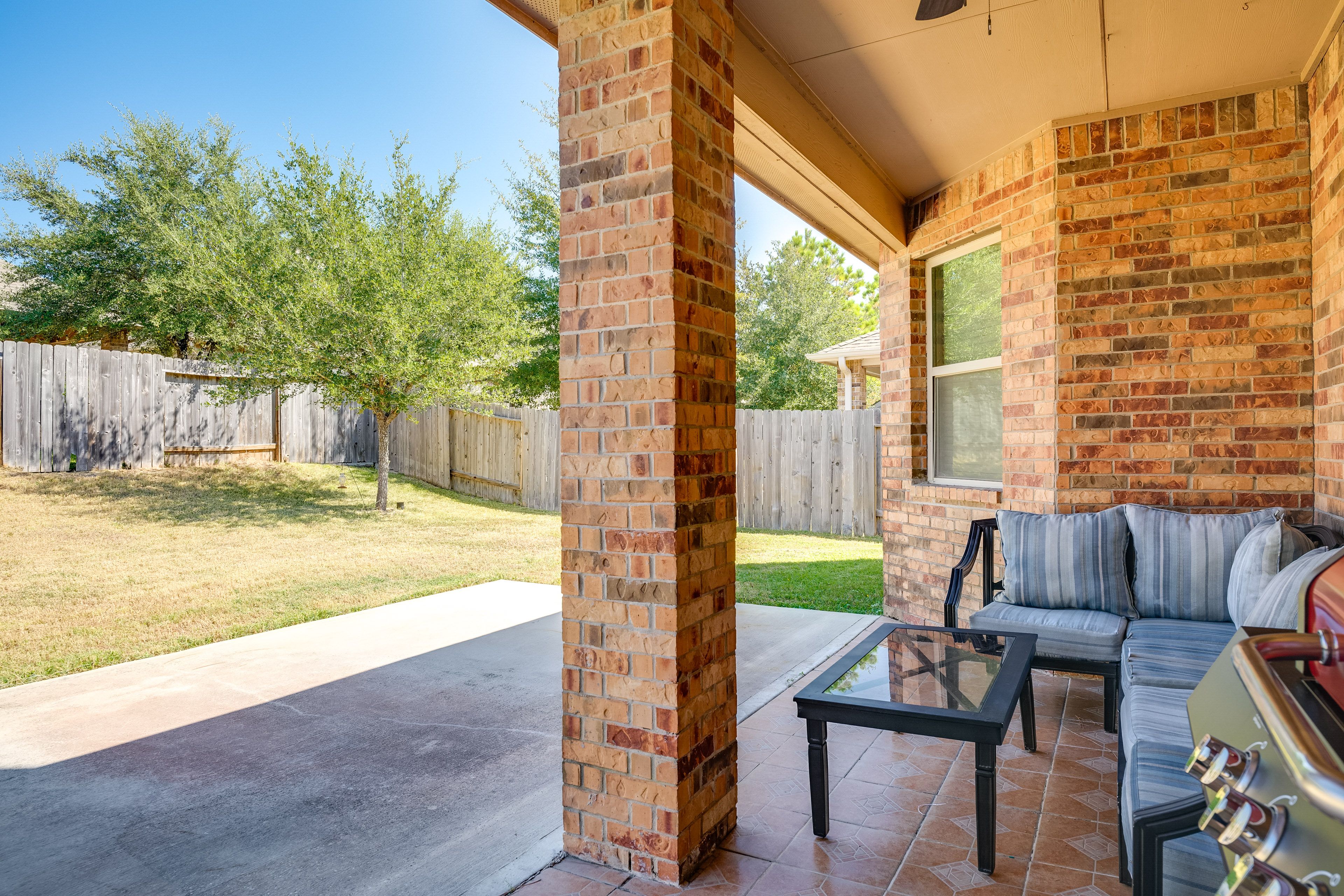 Furnished Patio | Gas Grill