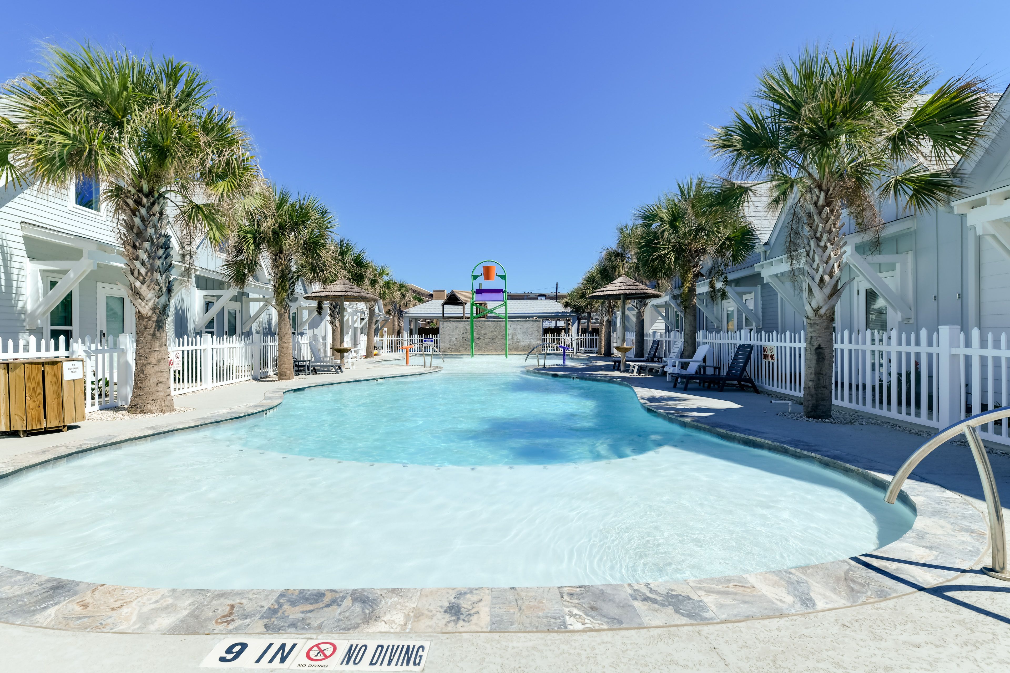 Corpus Christi Vacation Rental | 1BR | 1BA | 714 Sq Ft | 2 Steps Required