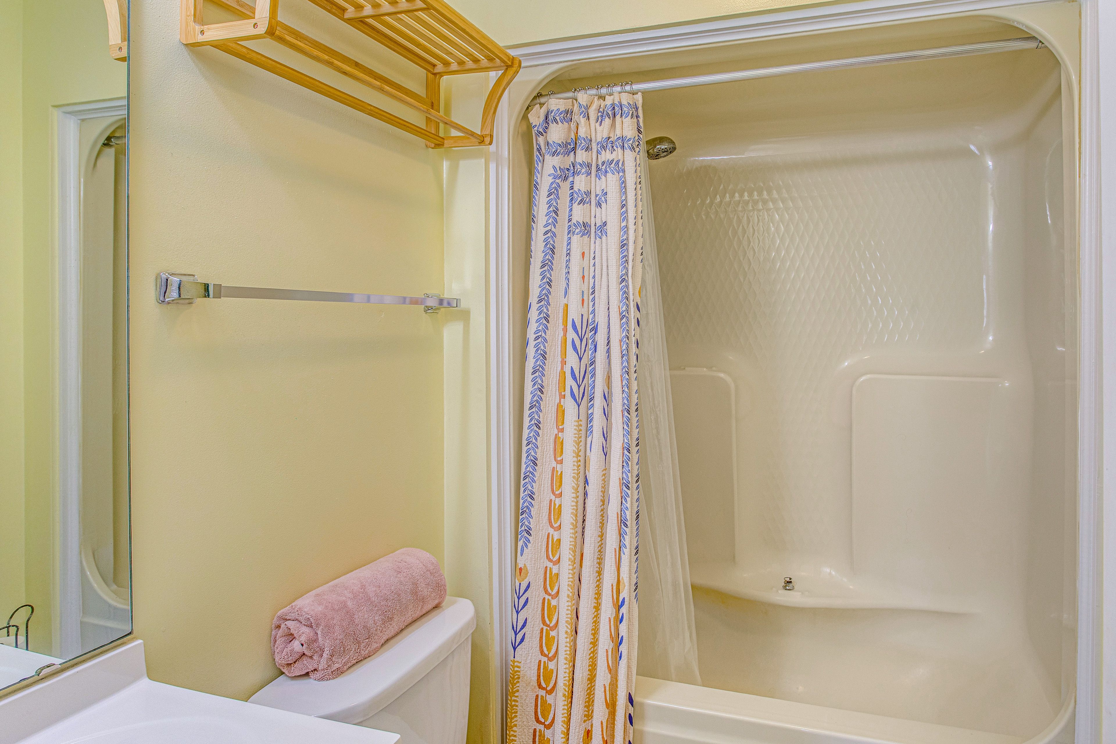 Full Bathroom