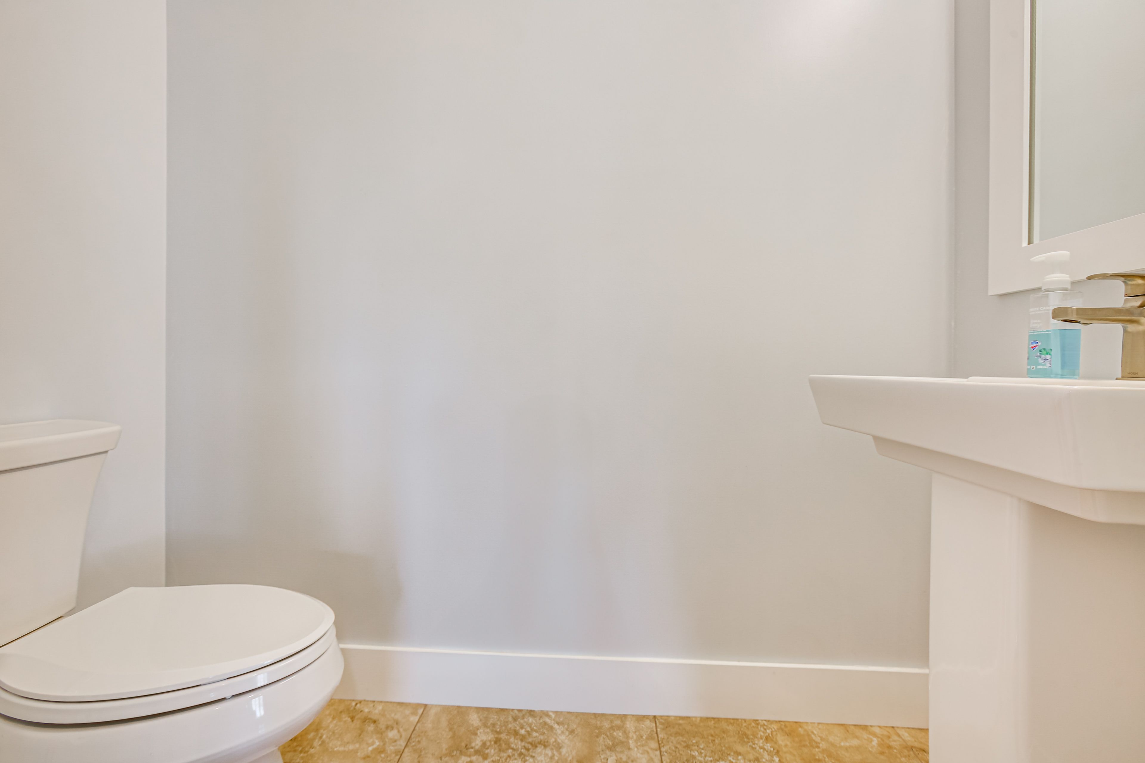 Half Bathroom | 1st Floor