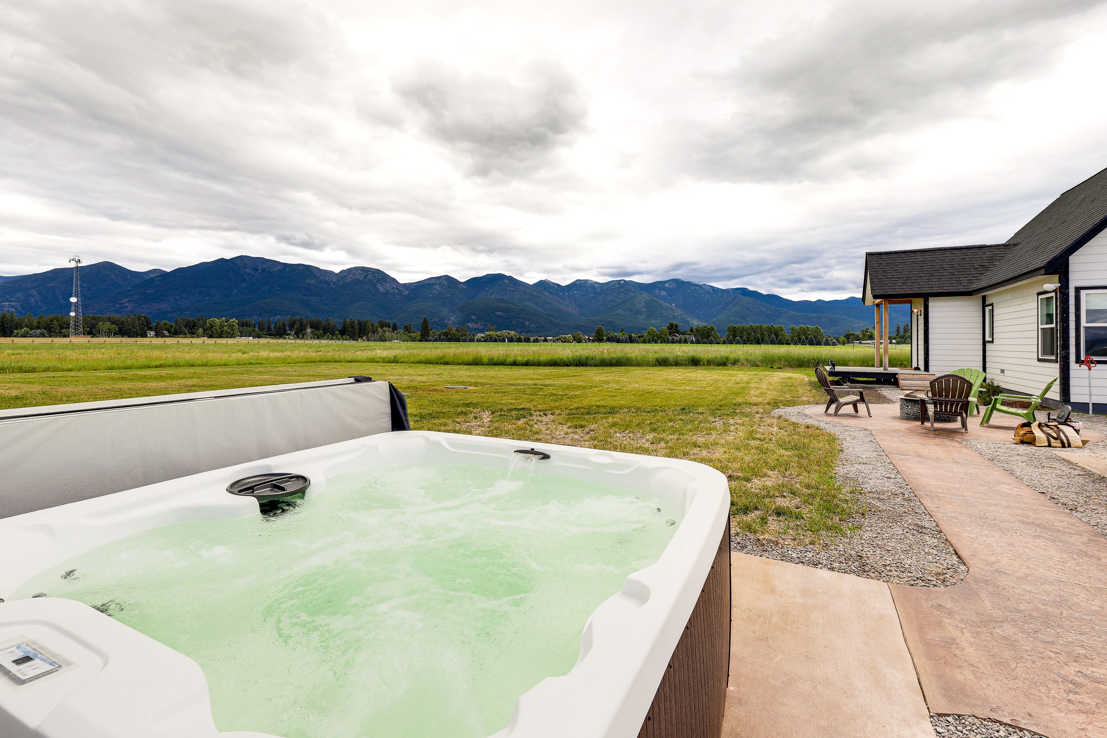 Private Hot Tub | Mountain Views