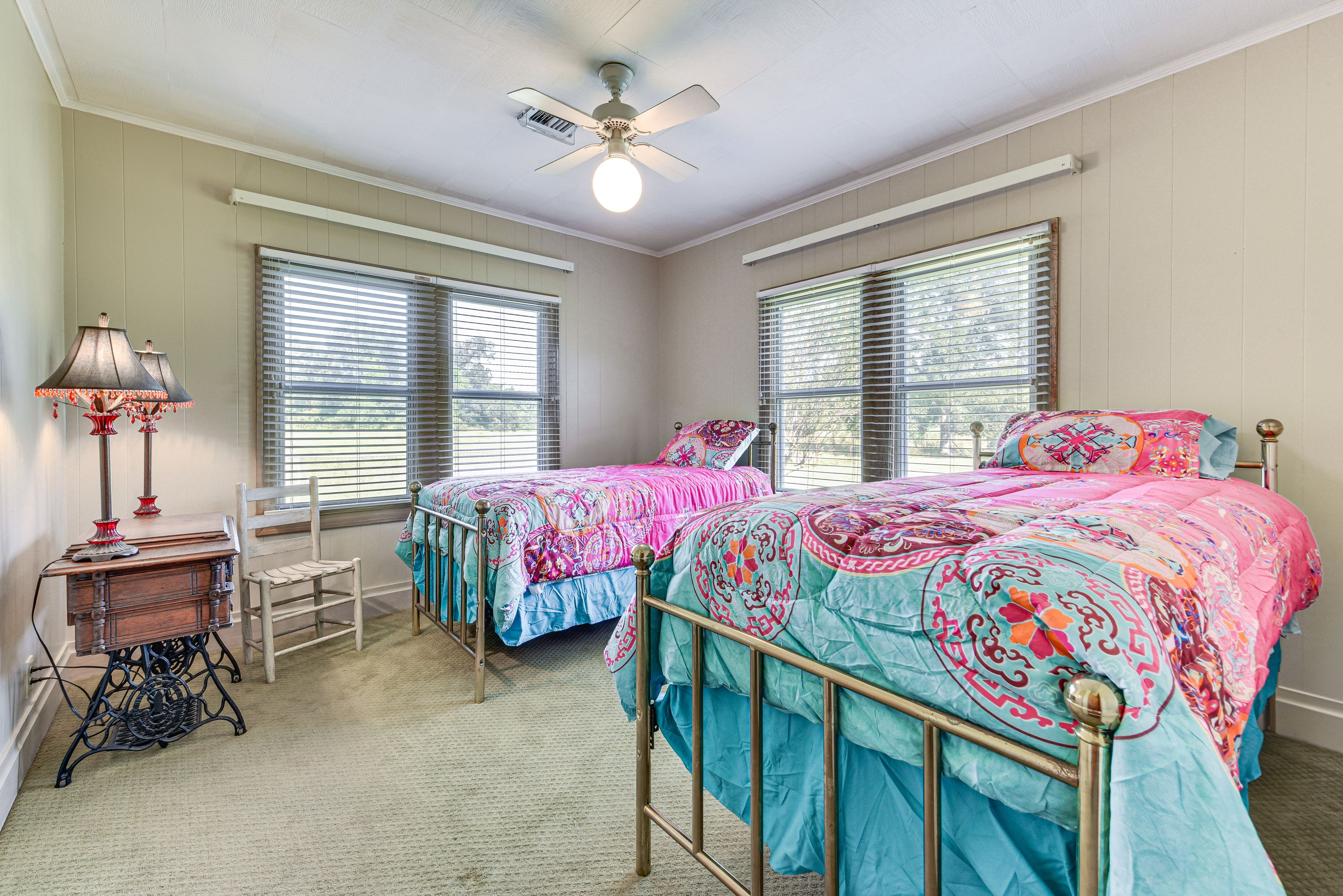 Bedroom 2 | 2 Twin Beds